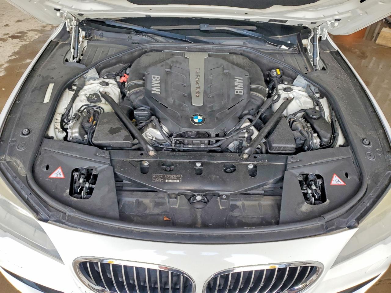 2014 Bmw 750 Lxi White vin: WBAYF8C56ED653355