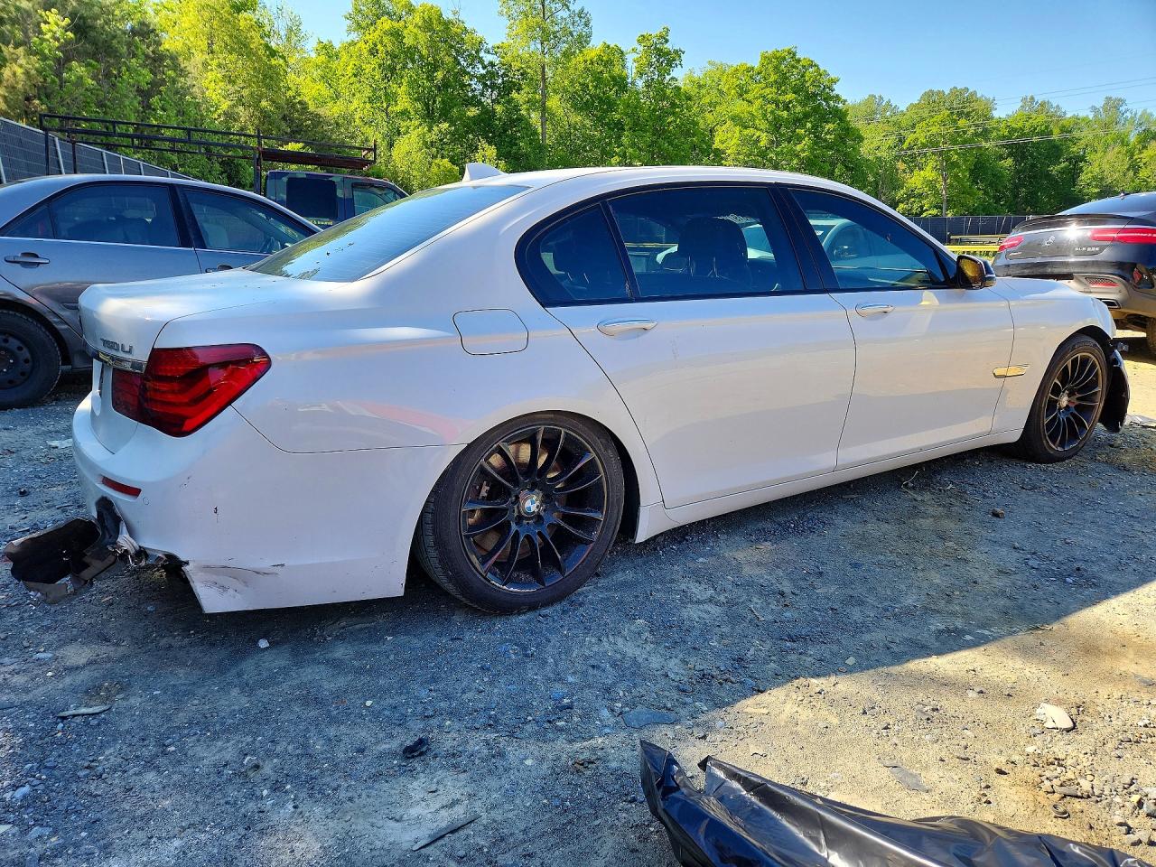 2015 Bmw 750 Lxi White vin: WBAYF8C56FD654300