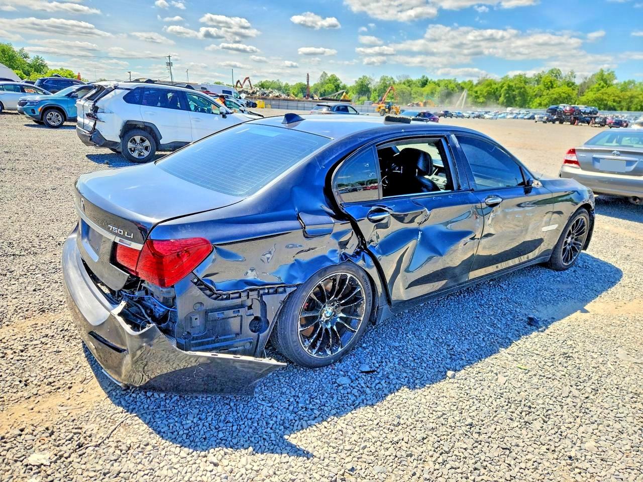 2013 Bmw 750 Lxi Black vin: WBAYF8C57DDE59077
