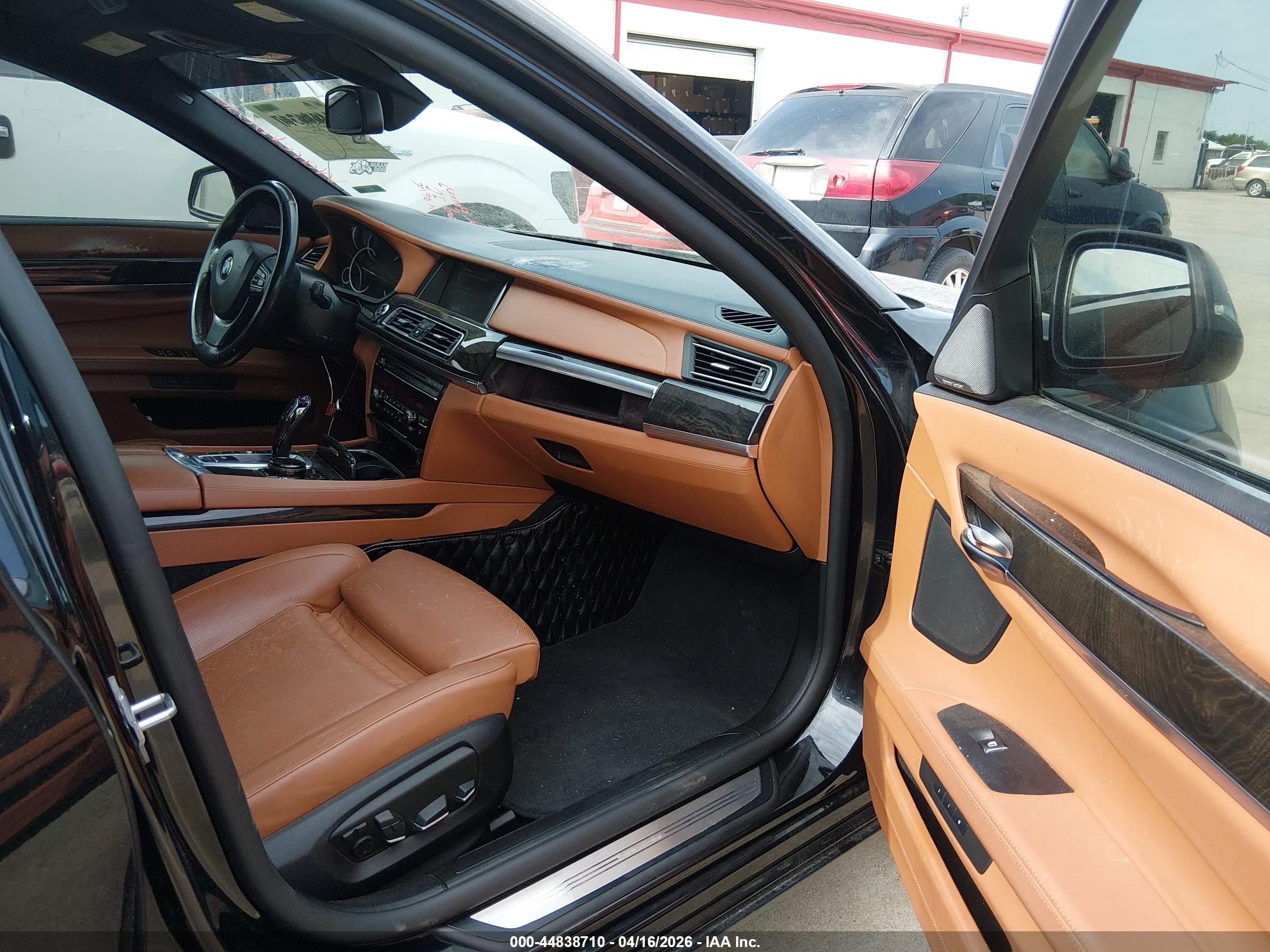 2014 Bmw Alpina B7 Xdrive Черный vin: WBAYF8C58ED141869