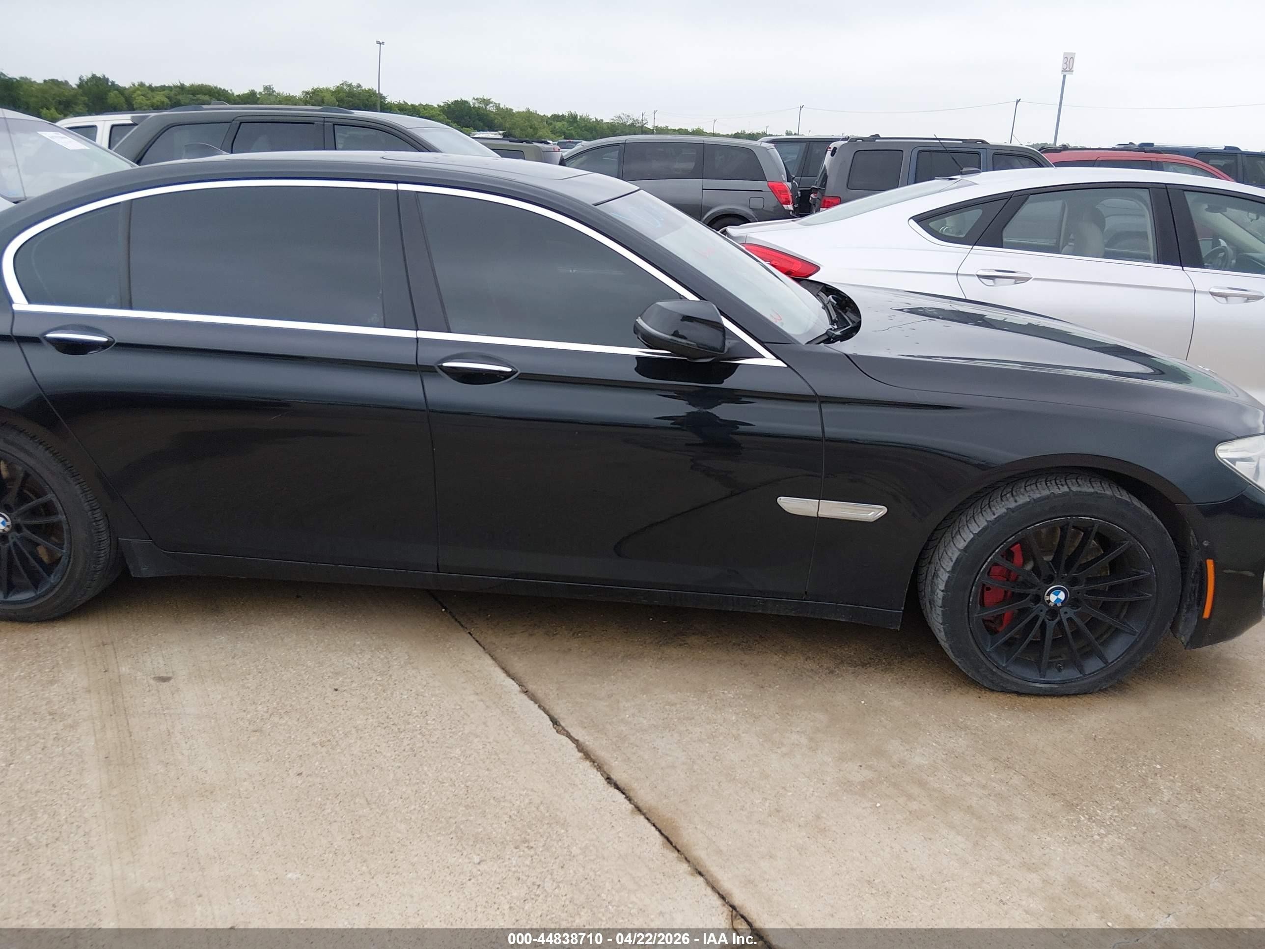 2014 Bmw Alpina B7 Xdrive Черный vin: WBAYF8C58ED141869