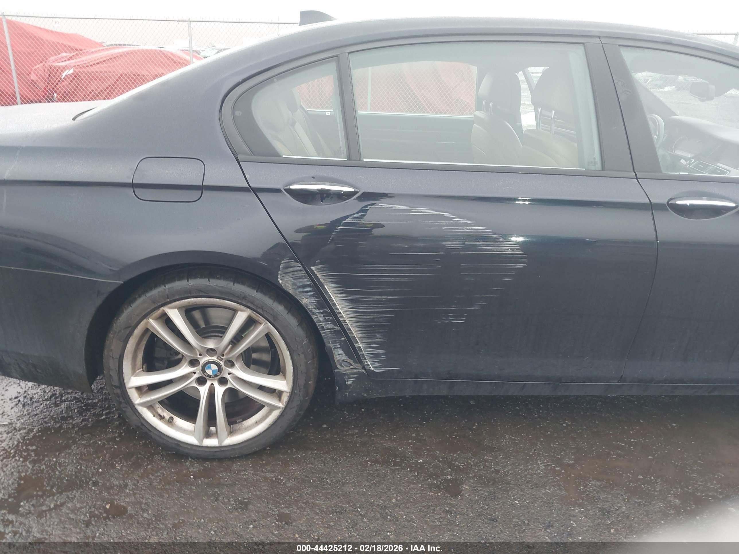 2014 Bmw Alpina B7 Xdrive Синий vin: WBAYF8C58ED653051