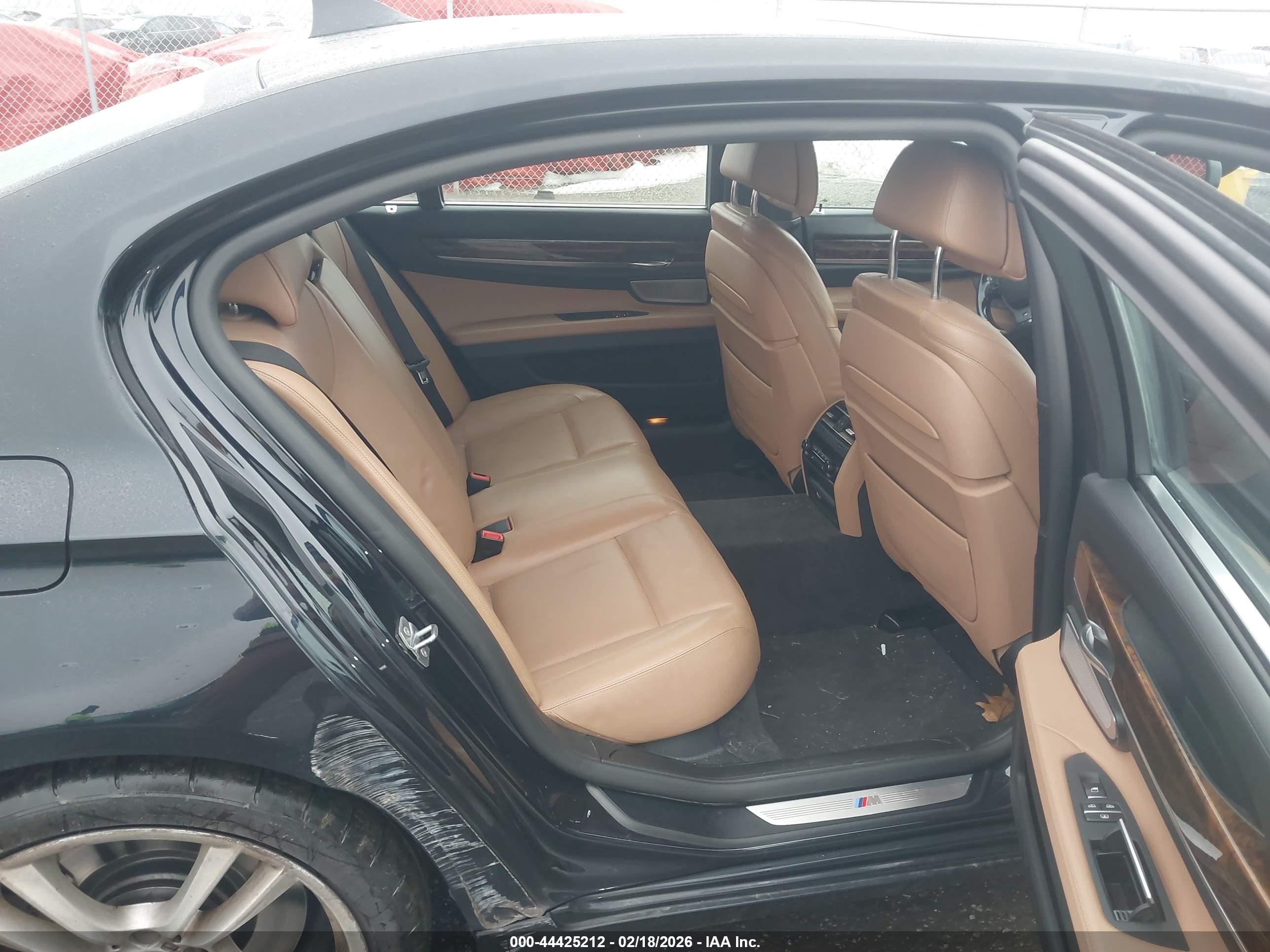 2014 Bmw Alpina B7 Xdrive Синий vin: WBAYF8C58ED653051