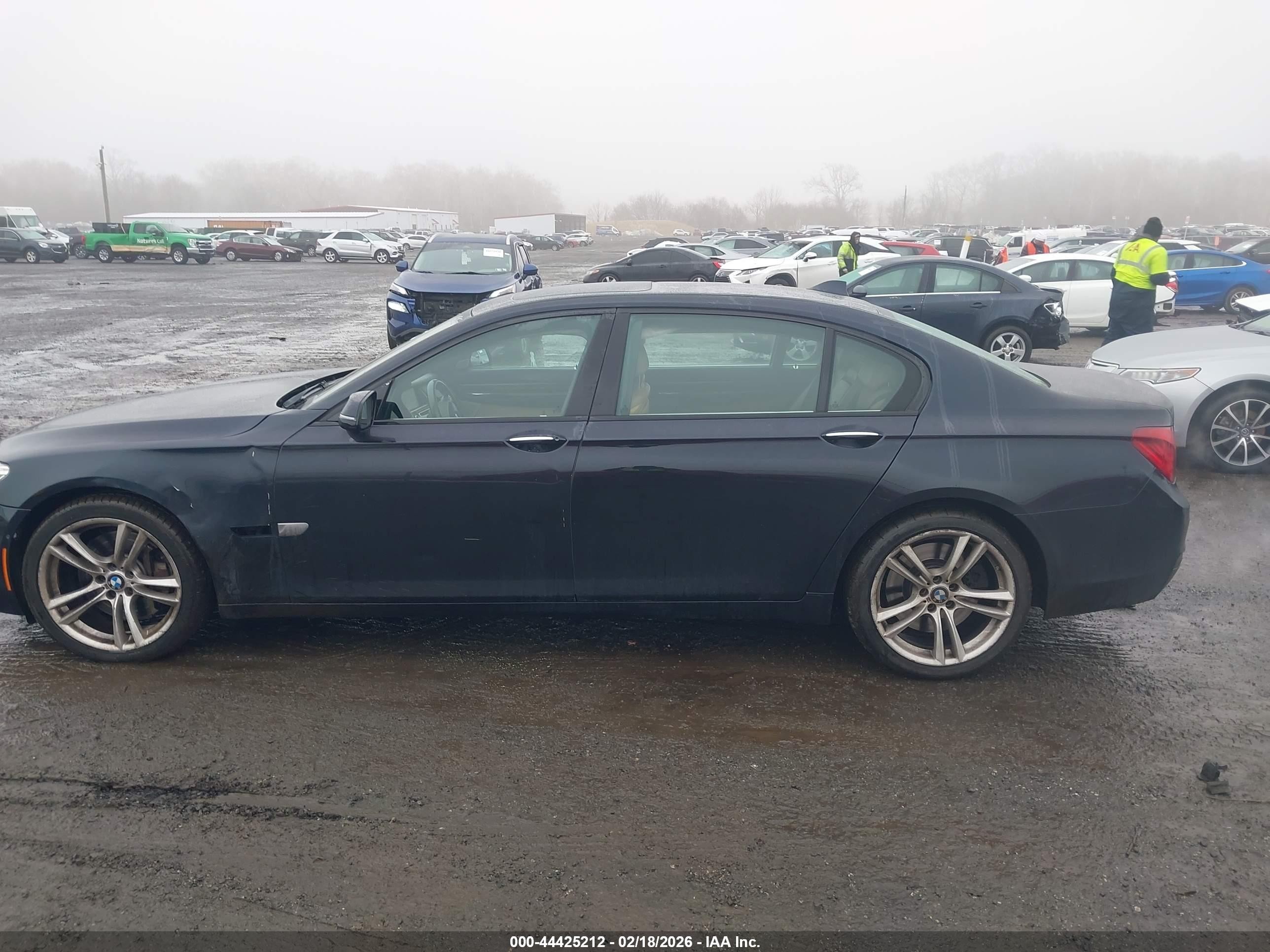 2014 Bmw Alpina B7 Xdrive Синий vin: WBAYF8C58ED653051