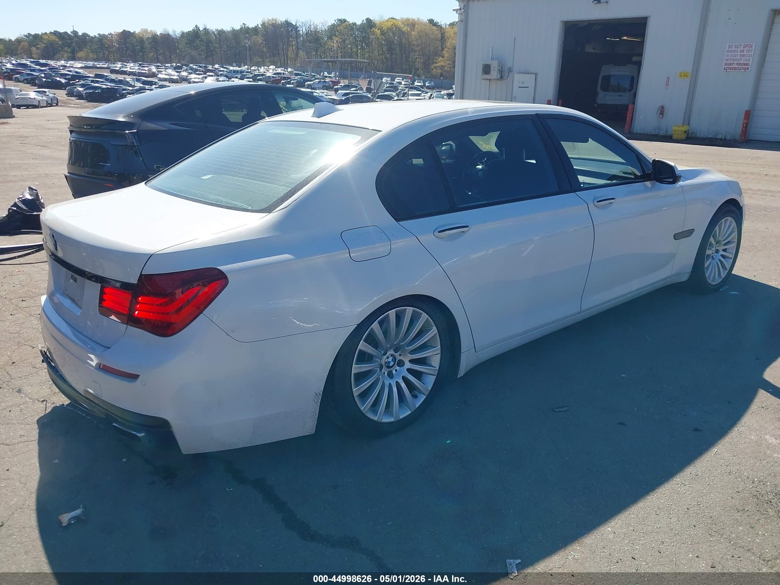 2013 Bmw 750li Xdrive White vin: WBAYF8C5XDD140060