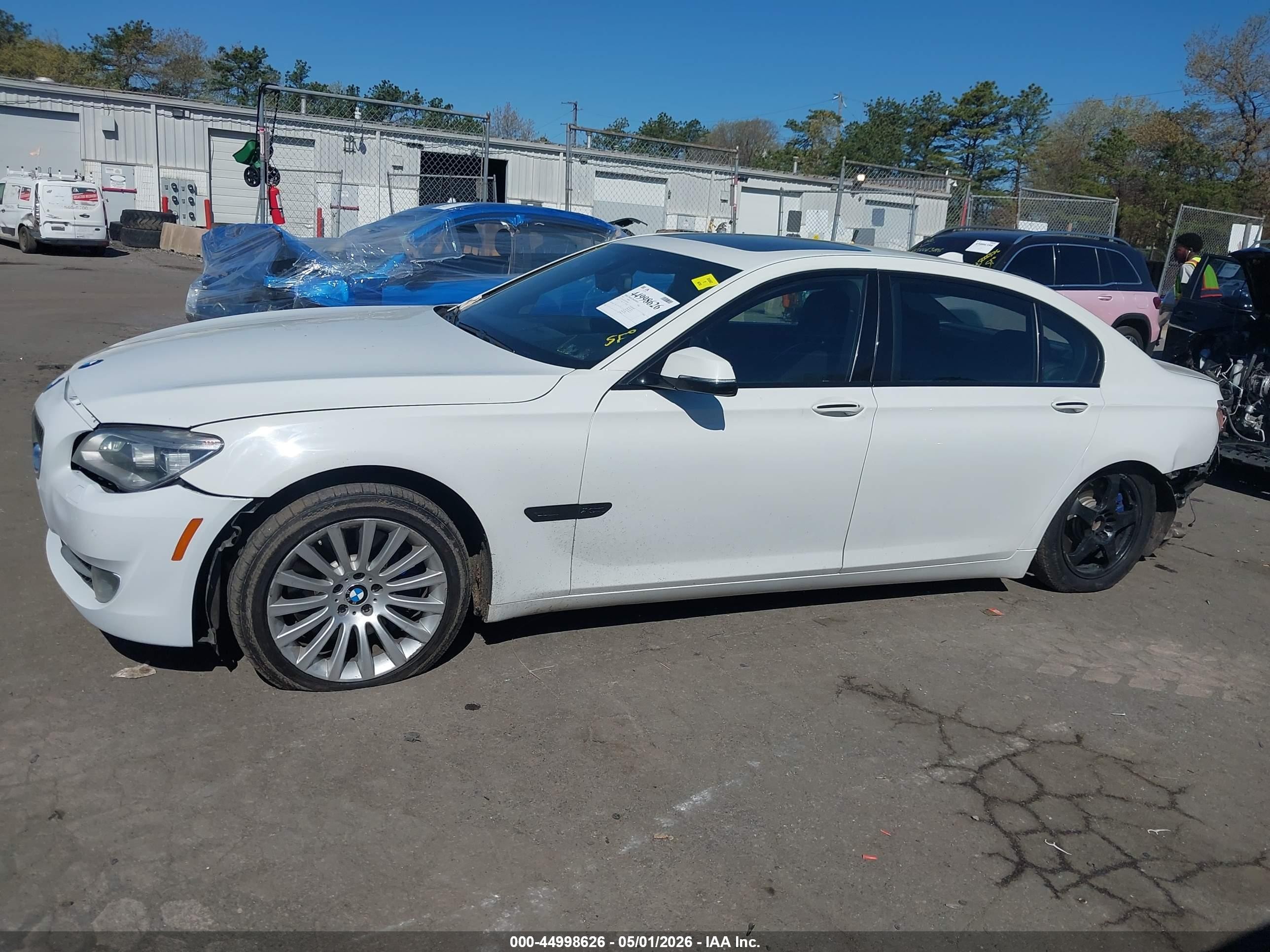 2013 Bmw 750li Xdrive White vin: WBAYF8C5XDD140060