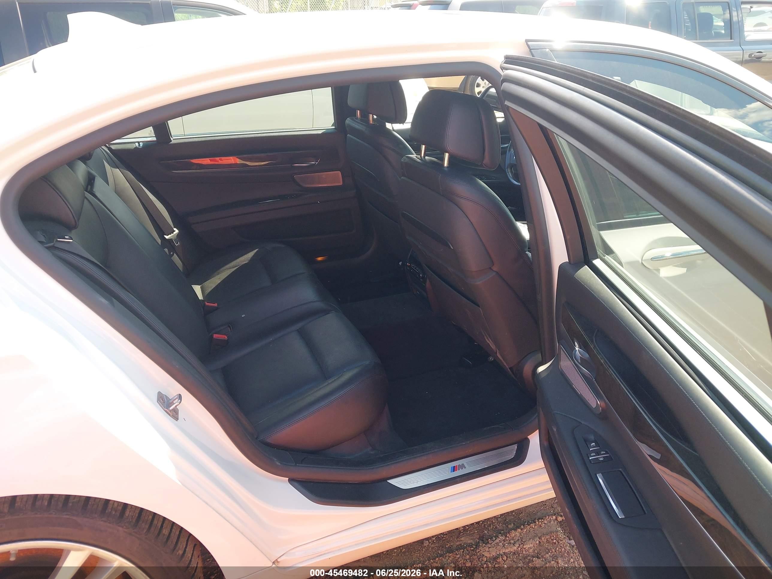 2014 Bmw Alpina B7 Xdrive White vin: WBAYF8C5XED142019
