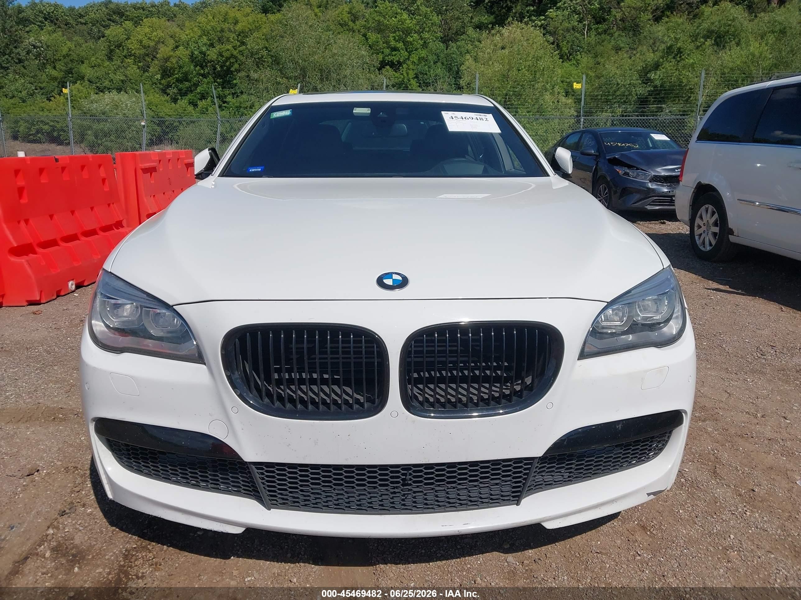 2014 Bmw Alpina B7 Xdrive White vin: WBAYF8C5XED142019