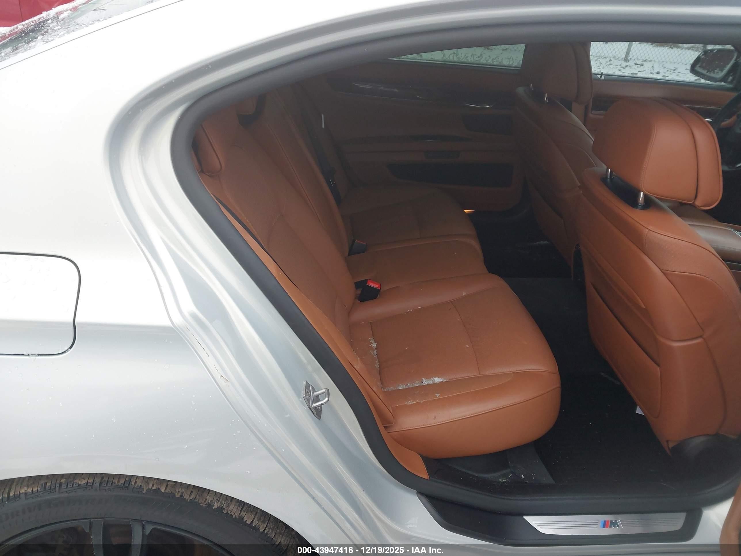 2014 Bmw Alpina B7 Xdrive Beige vin: WBAYF8C5XED653066