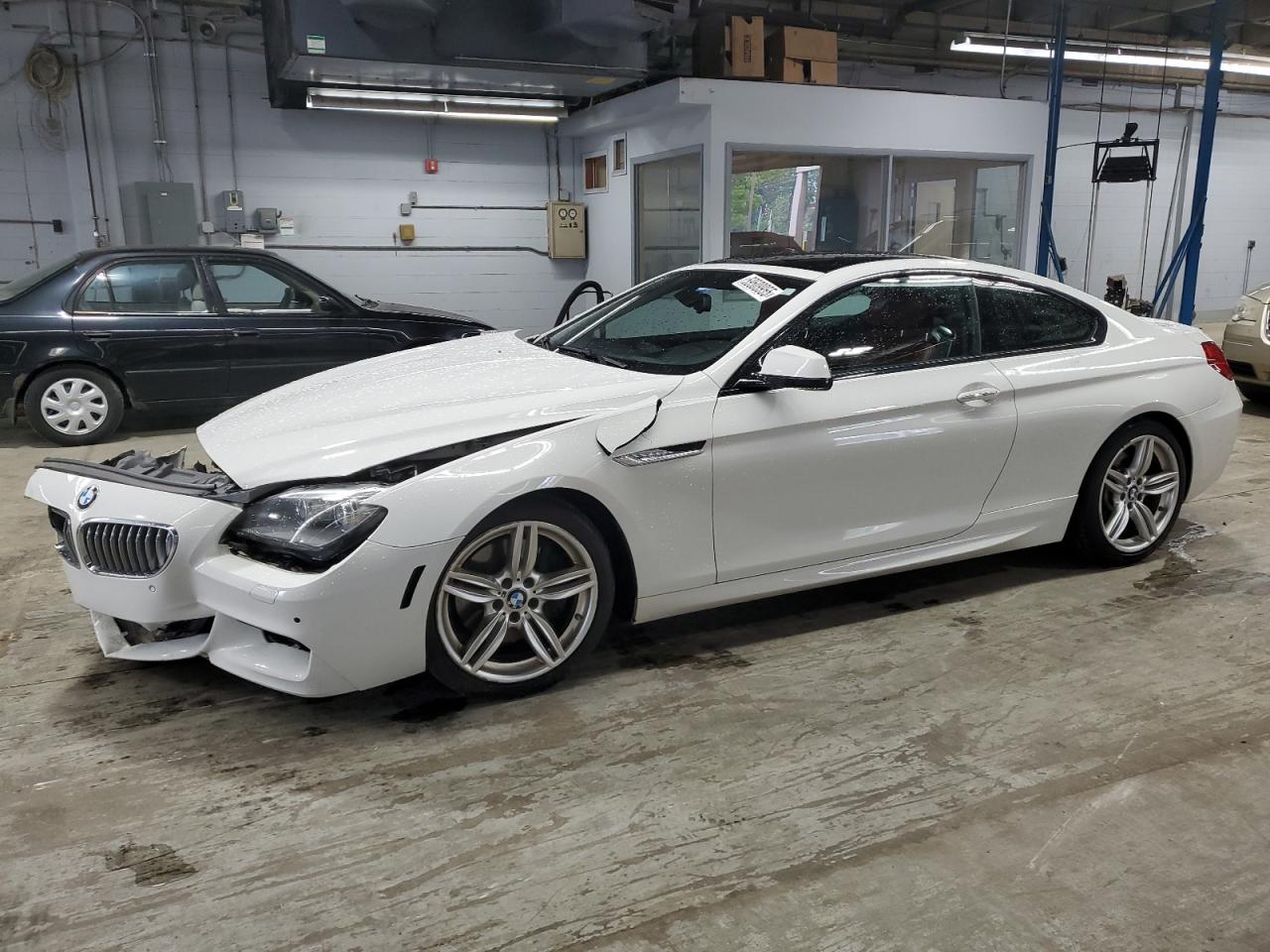 2013 Bmw 650 Xi White vin: WBAYM1C58DDZ02671