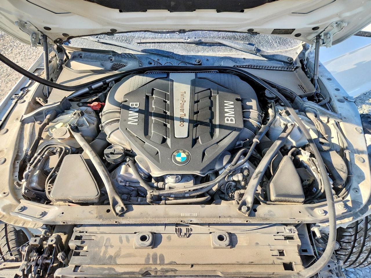 2013 Bmw 650 Xi Белый vin: WBAYM1C5XDDZ02431