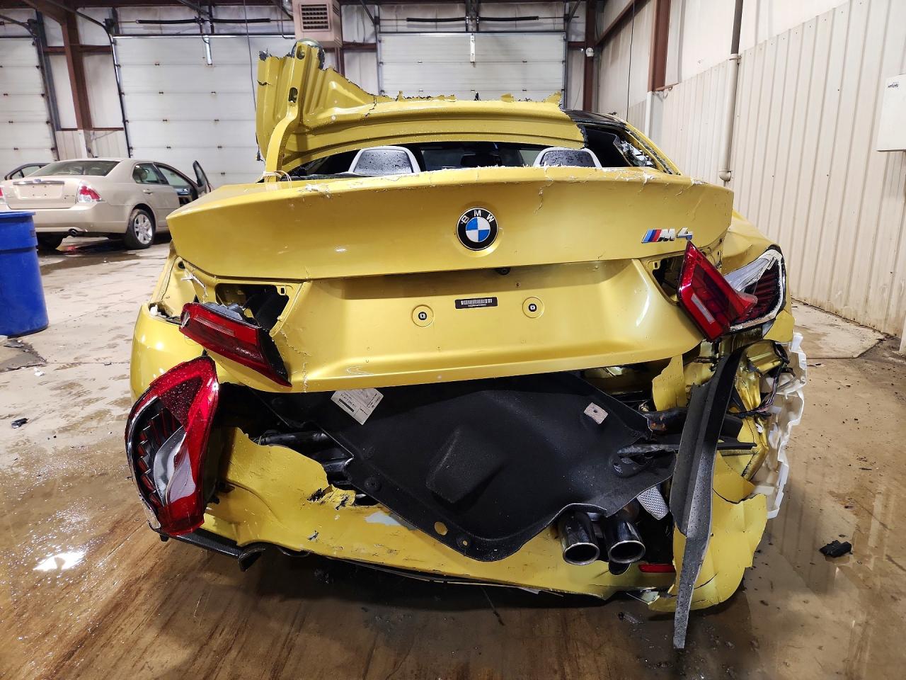 2015 Bmw M4 Желтый vin: WBS3R9C50FK329303