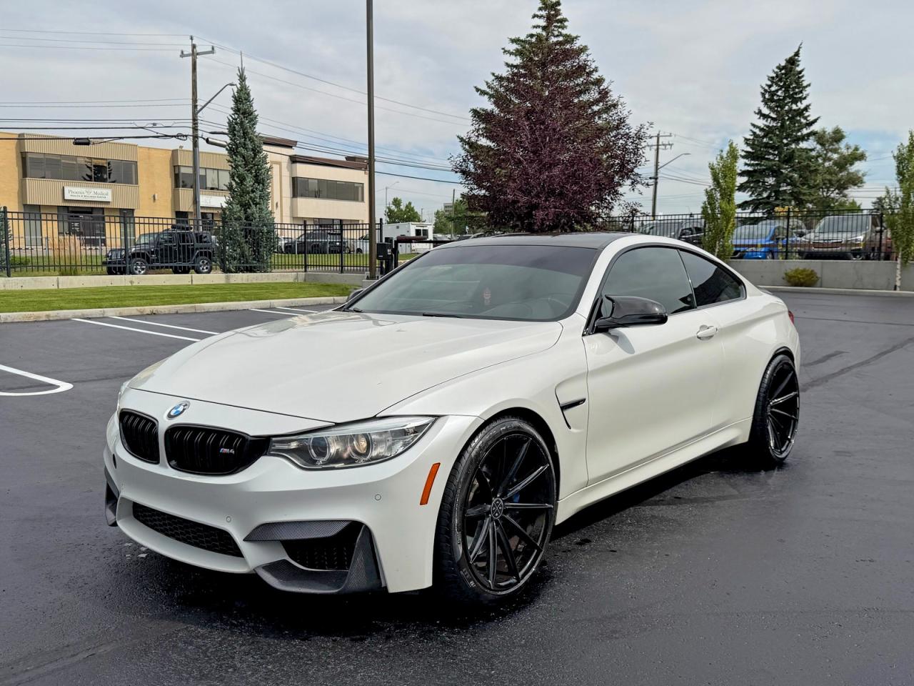 2015 Bmw M4 White vin: WBS3R9C51FK334378