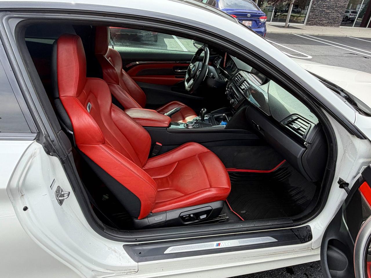 2015 Bmw M4 White vin: WBS3R9C51FK334378