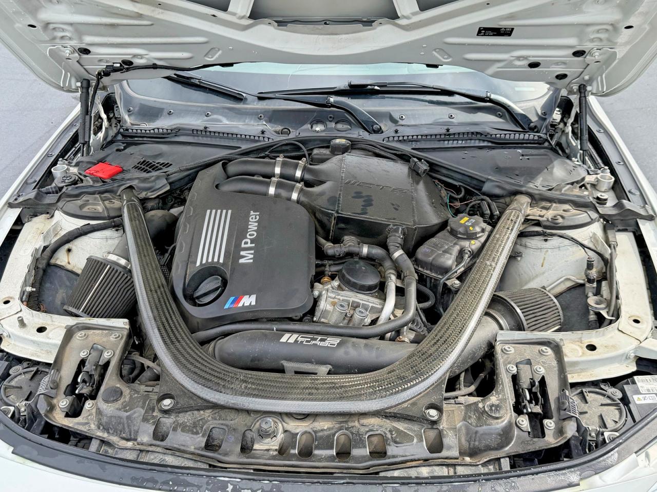 2015 Bmw M4 White vin: WBS3R9C51FK334378