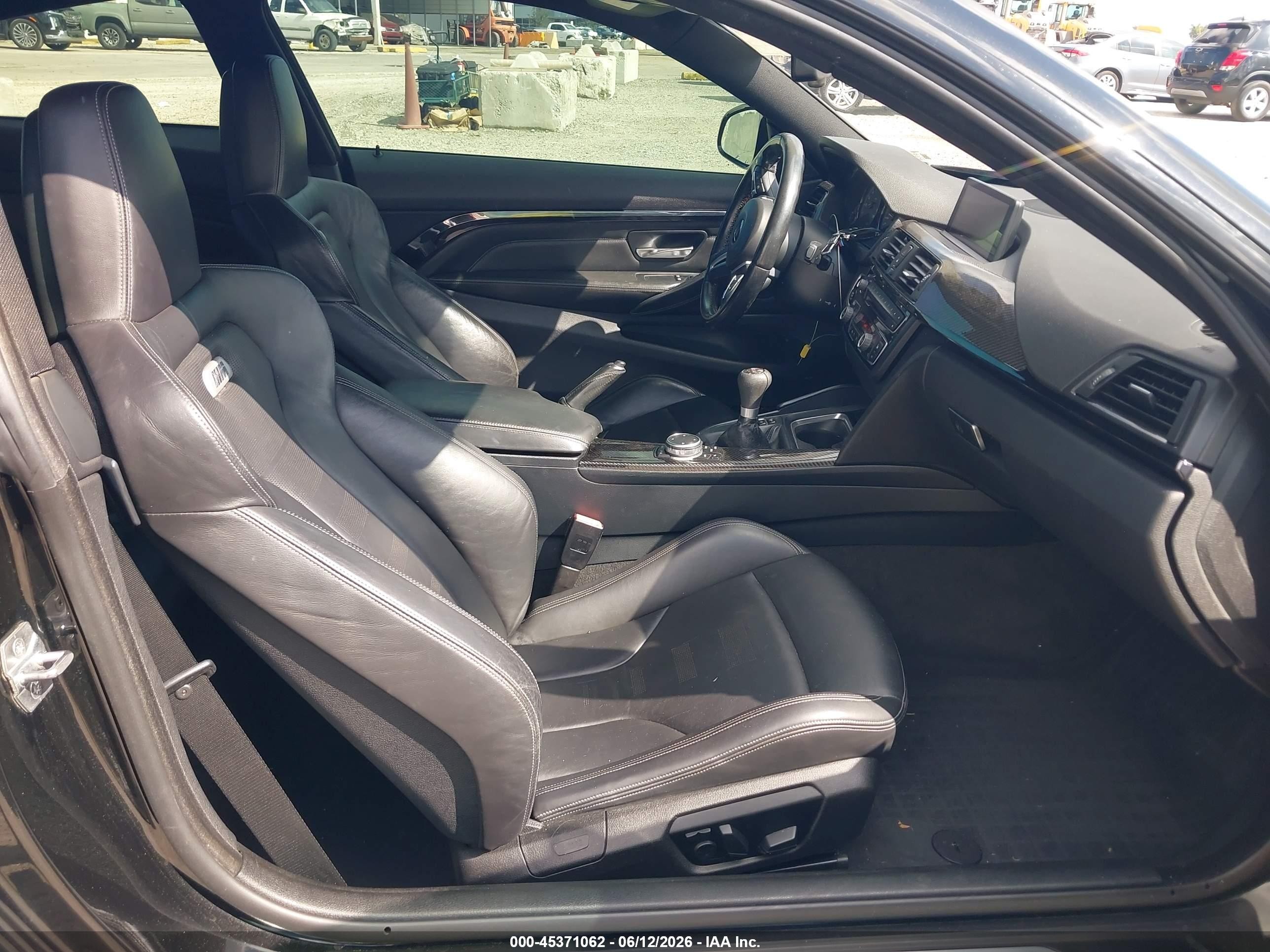 2015 Bmw M4   Black vin: WBS3R9C51FK334526