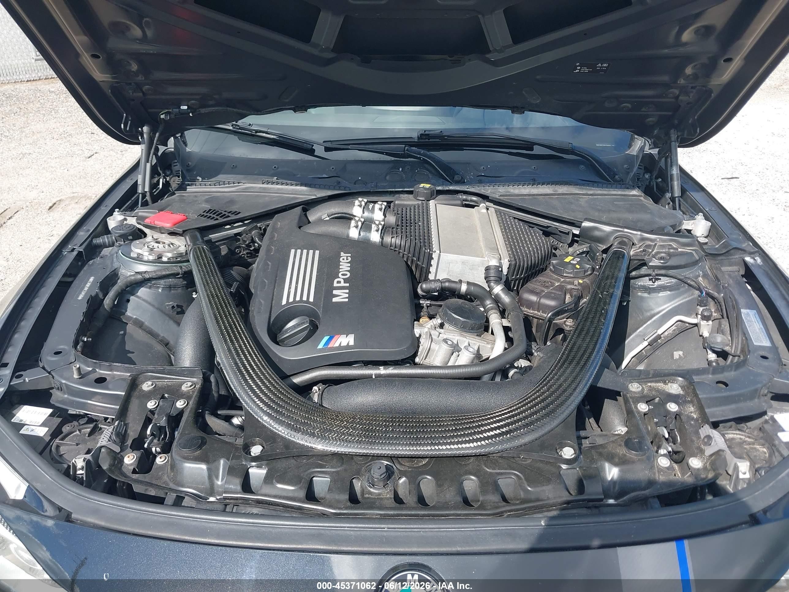 2015 Bmw M4   Black vin: WBS3R9C51FK334526