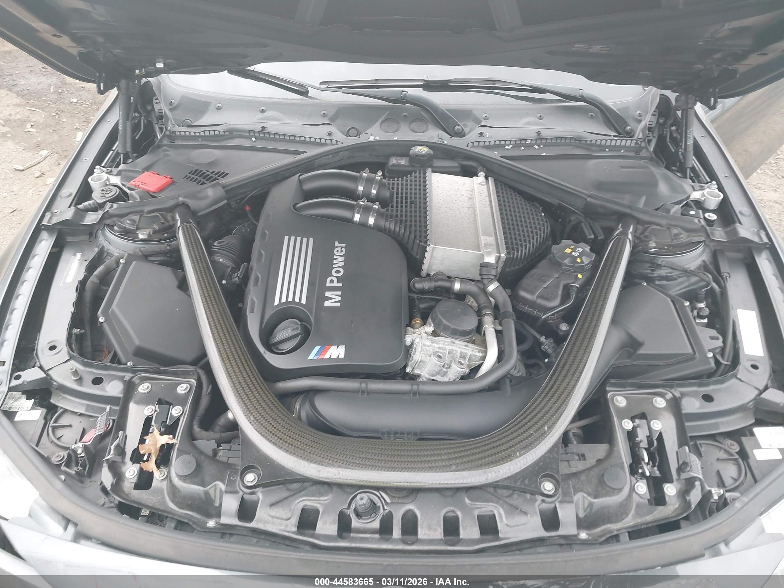 2015 Bmw M4   Gray vin: WBS3R9C52FK331456