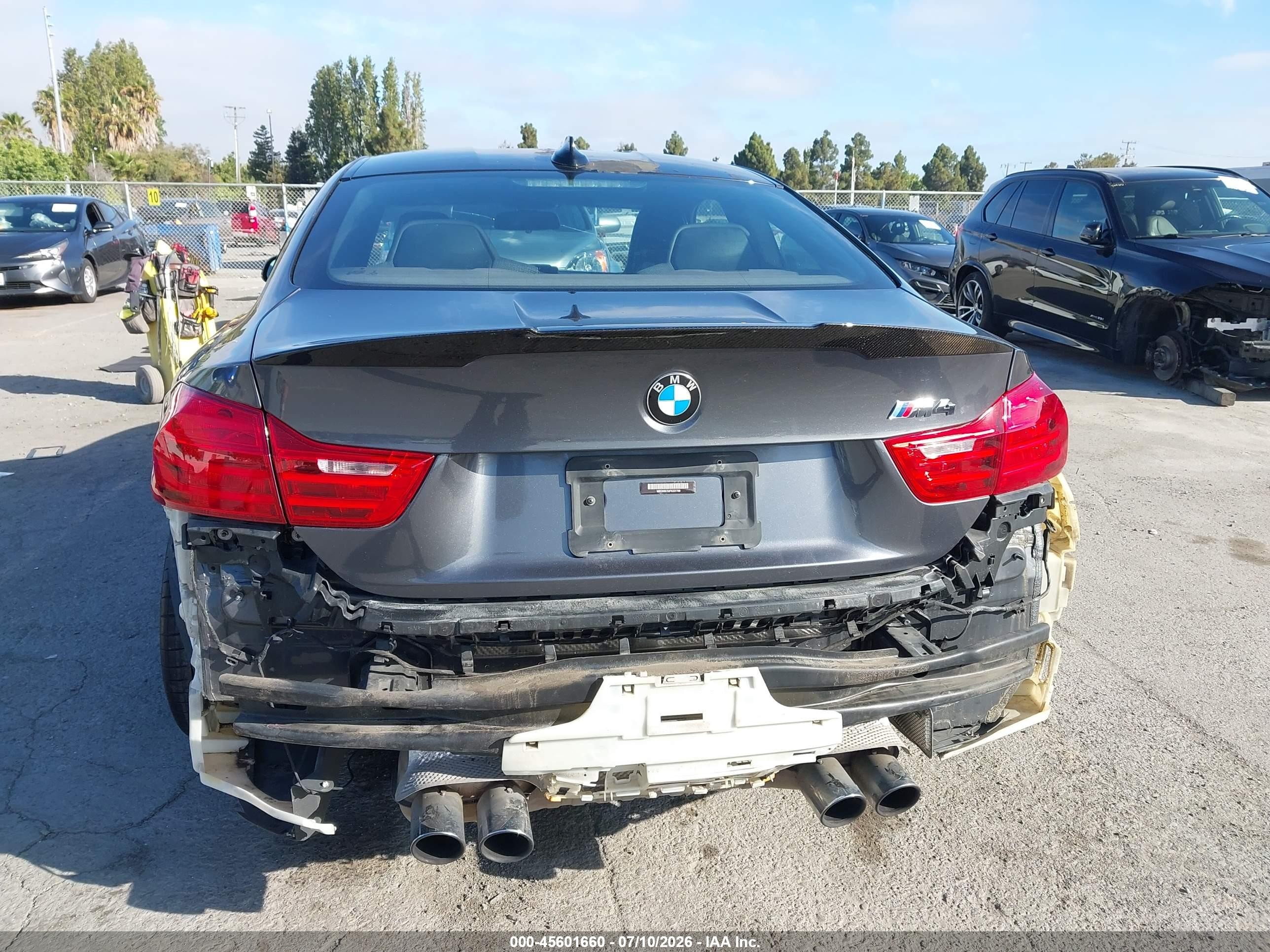 2015 Bmw M4 Gray vin: WBS3R9C52FK331750