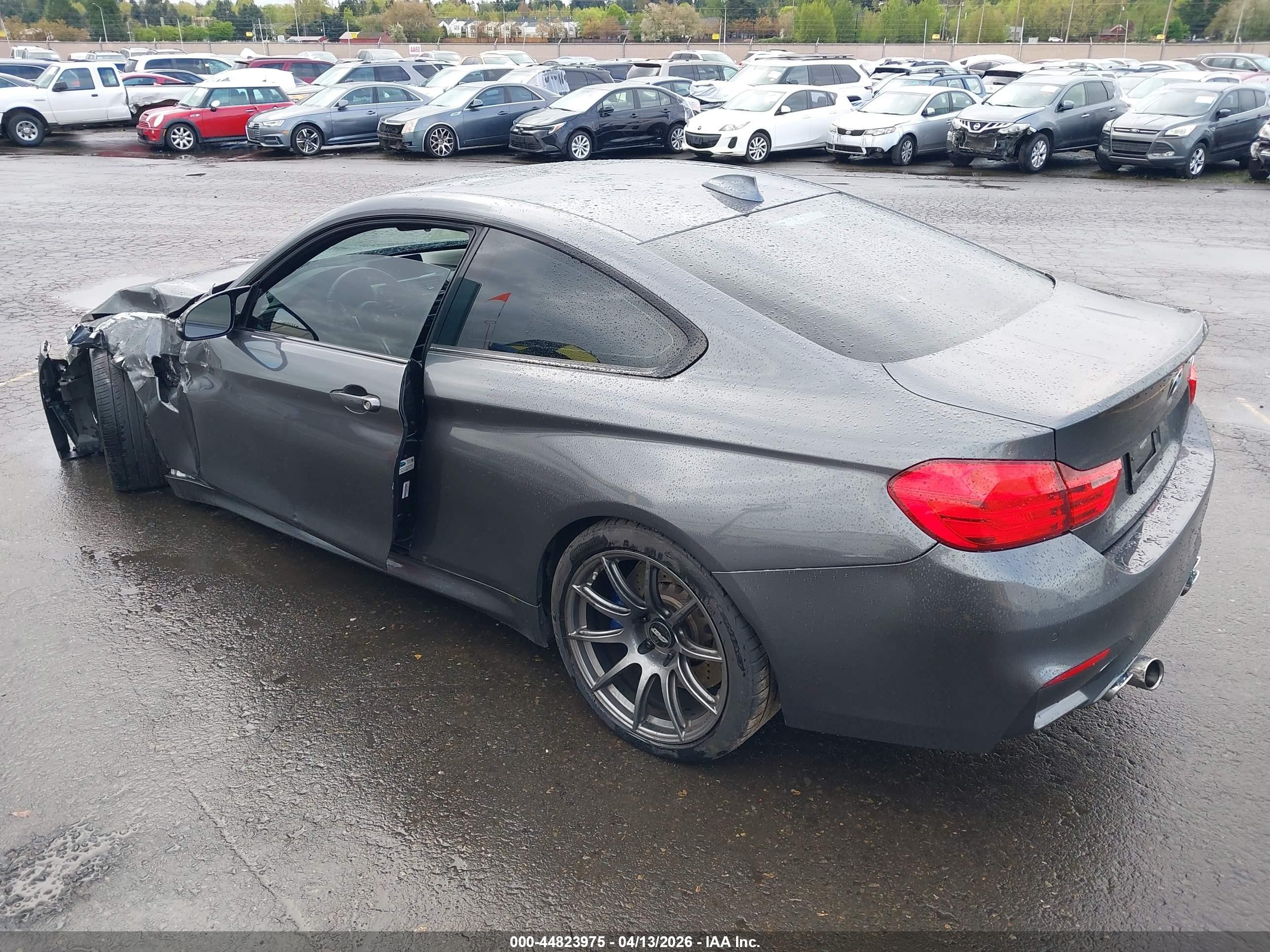 2015 Bmw M4   Black vin: WBS3R9C52FK331926