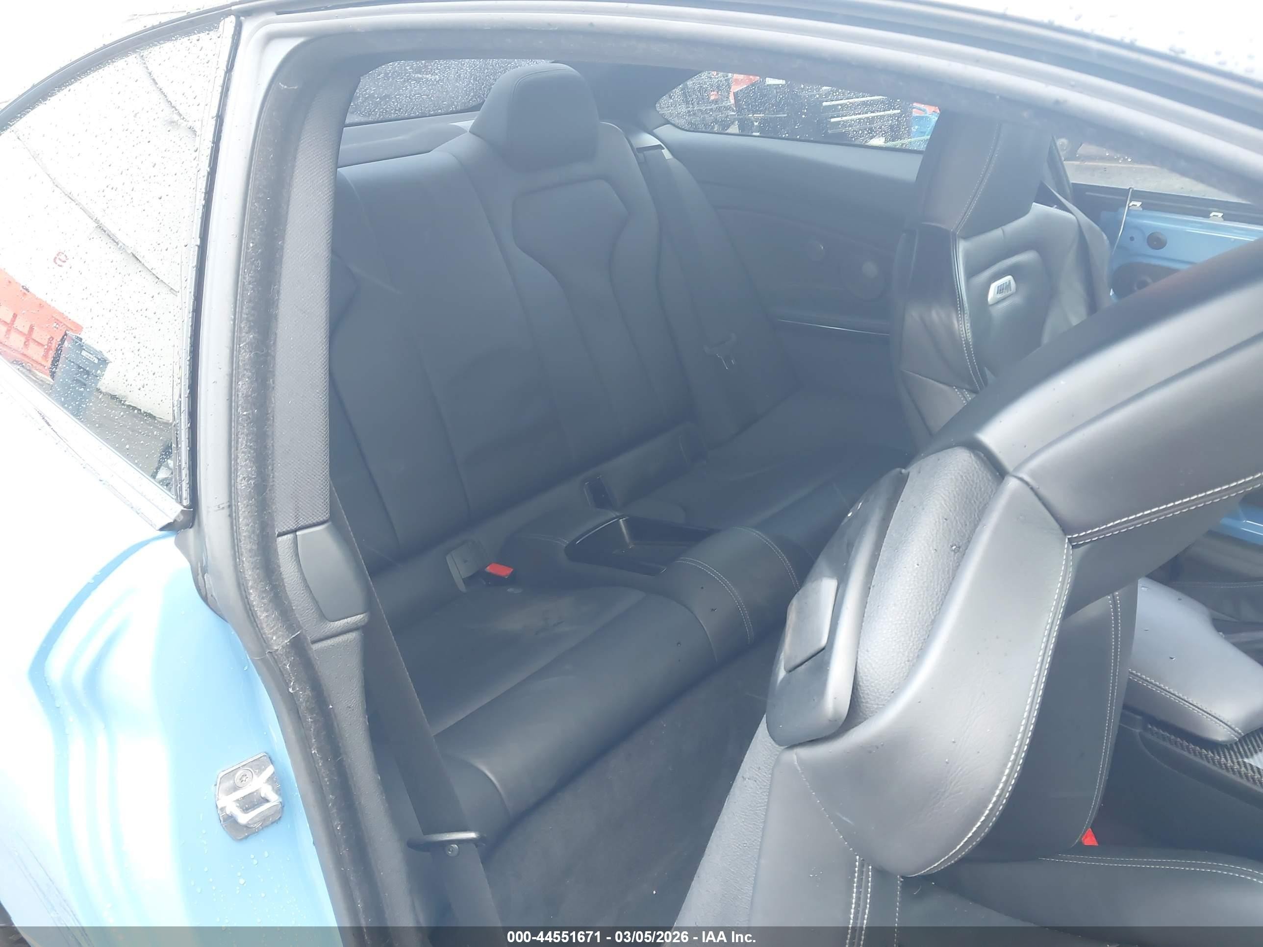 2016 Bmw M4   Blue vin: WBS3R9C52GK337999