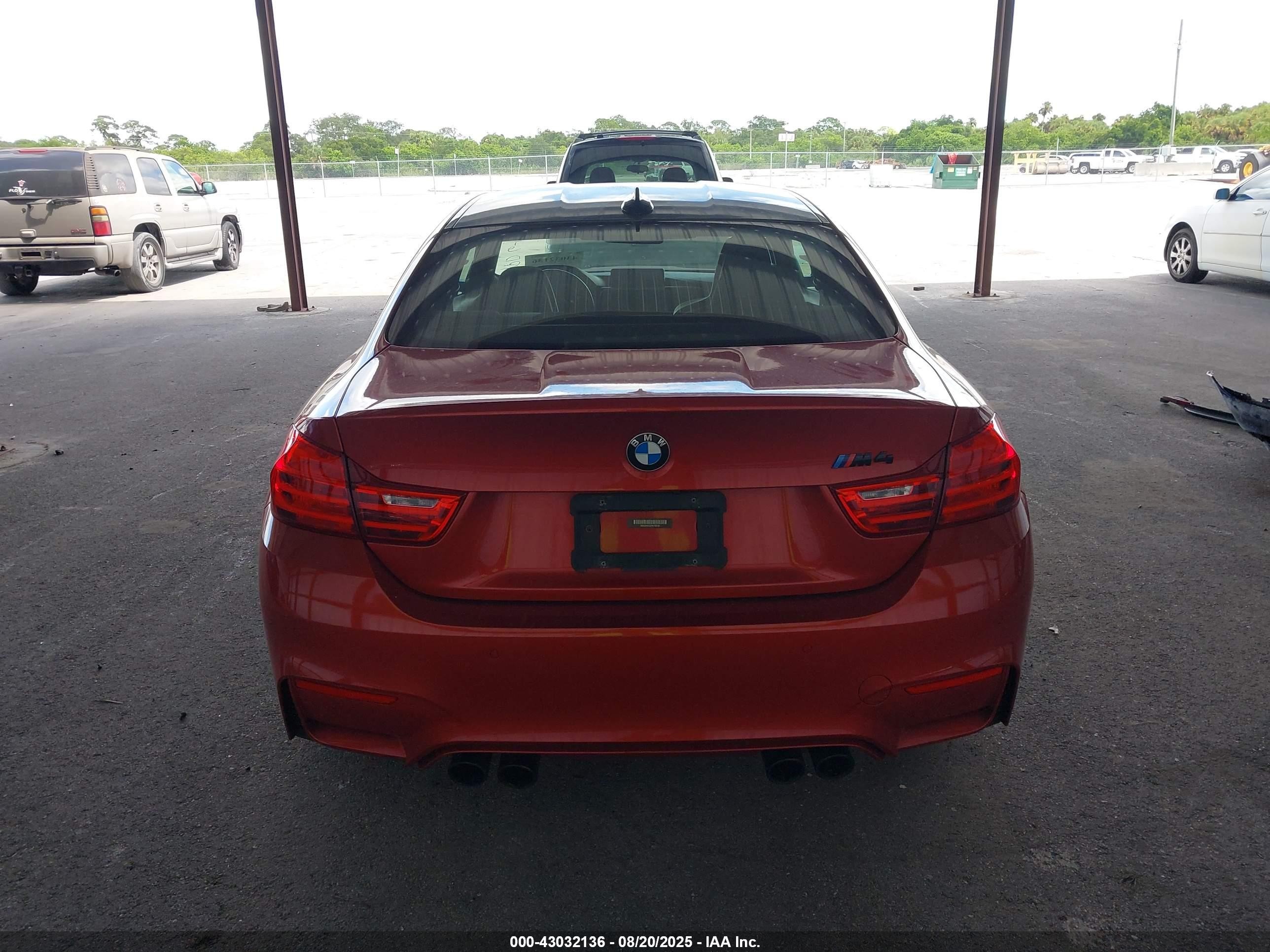 2017 Bmw M4   Orange vin: WBS3R9C52HK709181