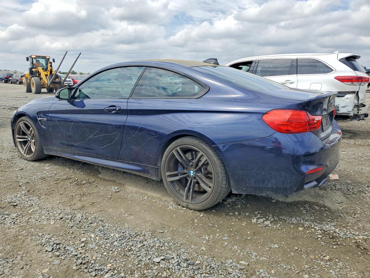2015 Bmw M4 Blue vin: WBS3R9C53FK330588