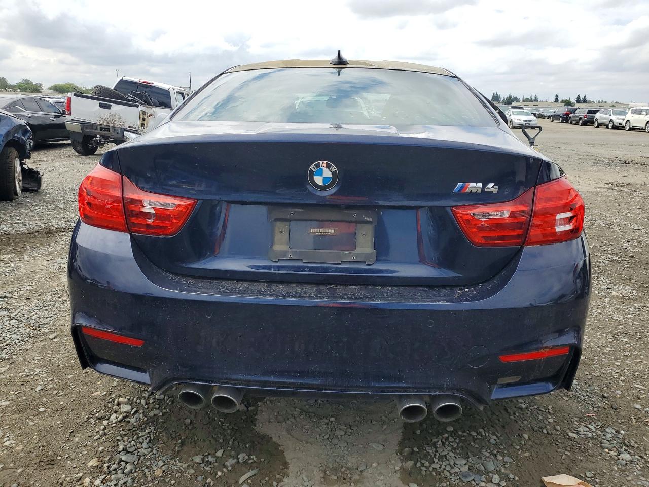 2015 Bmw M4 Blue vin: WBS3R9C53FK330588