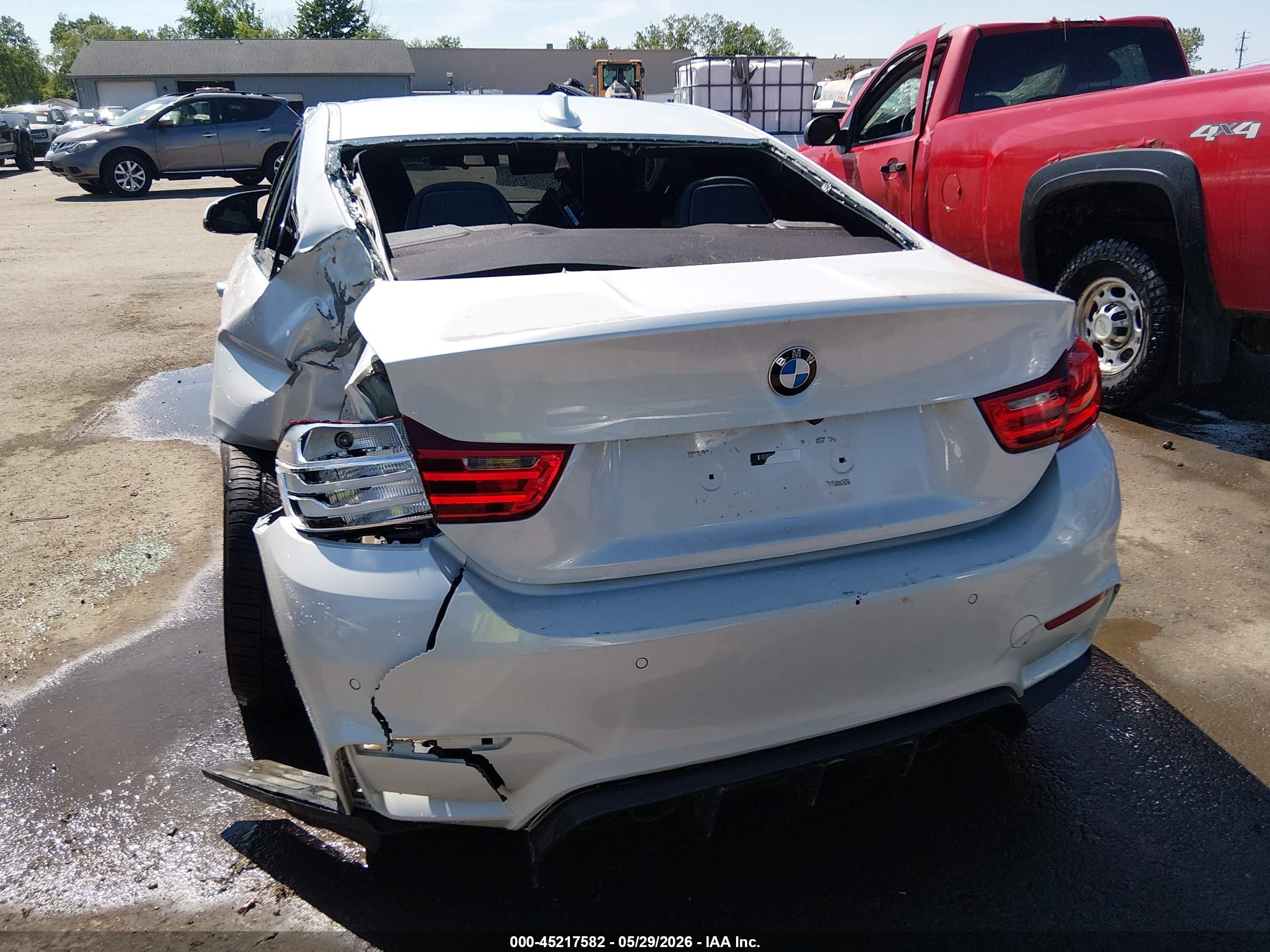 2015 Bmw M4 White vin: WBS3R9C54FK331216