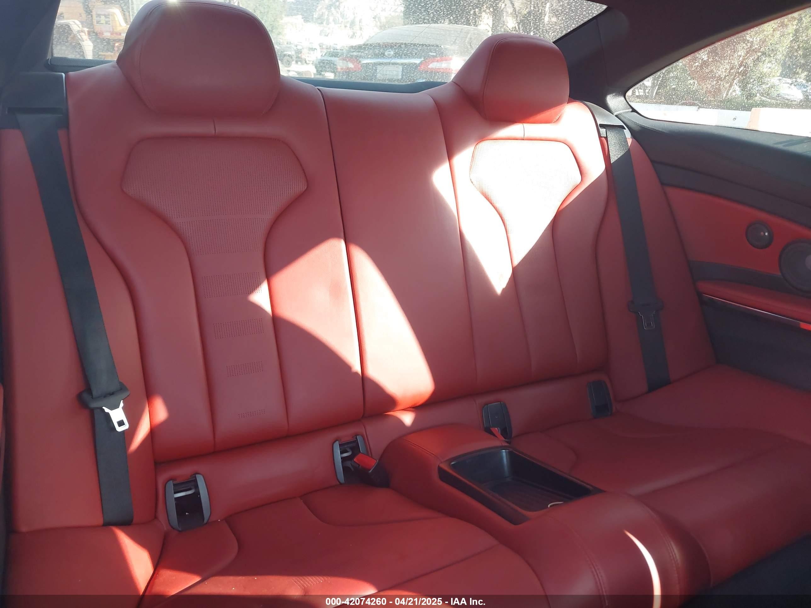 2016 Bmw M4   Белый vin: WBS3R9C57GK708526