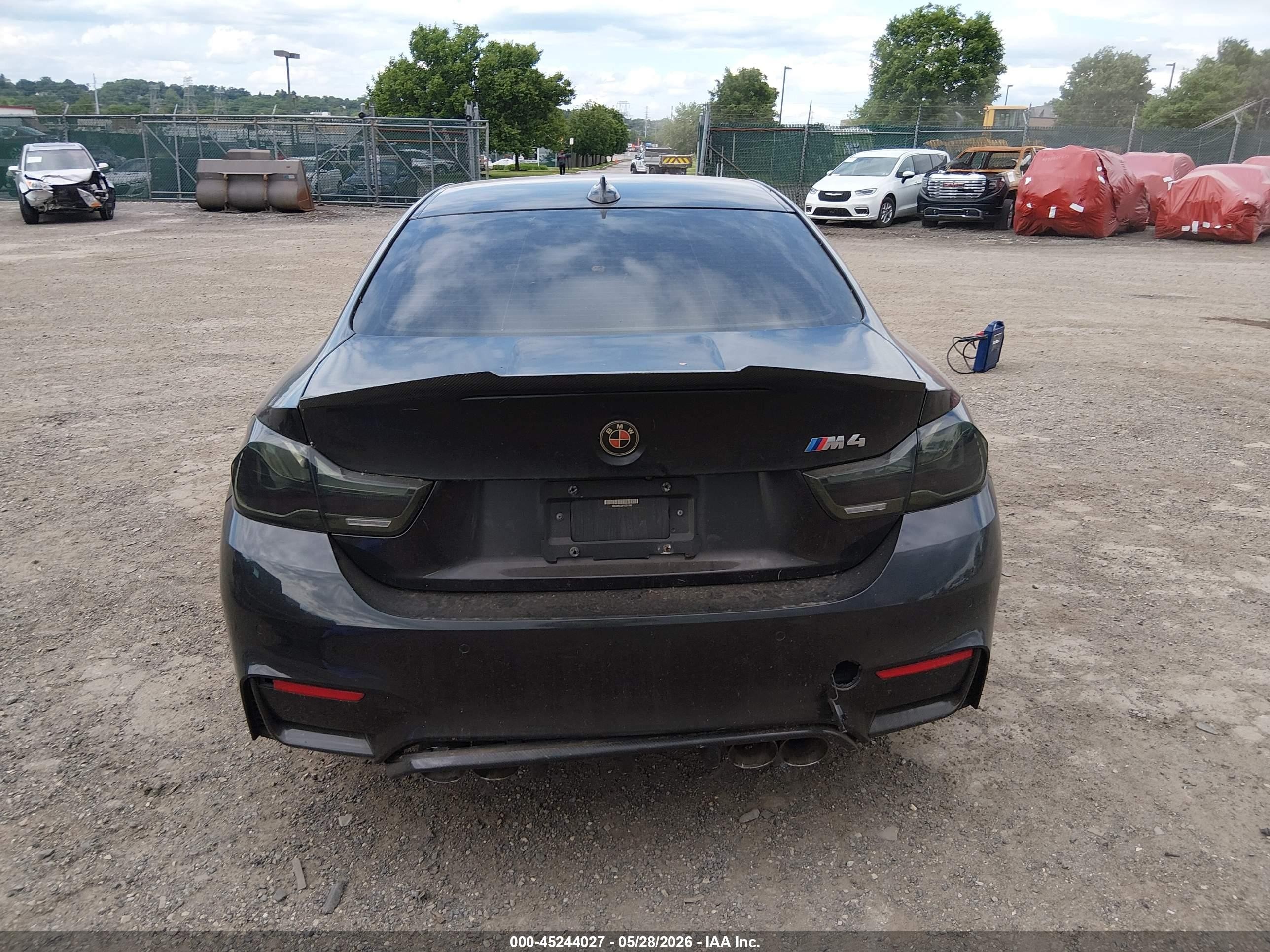 2015 Bmw M4   Black vin: WBS3R9C58FK331185
