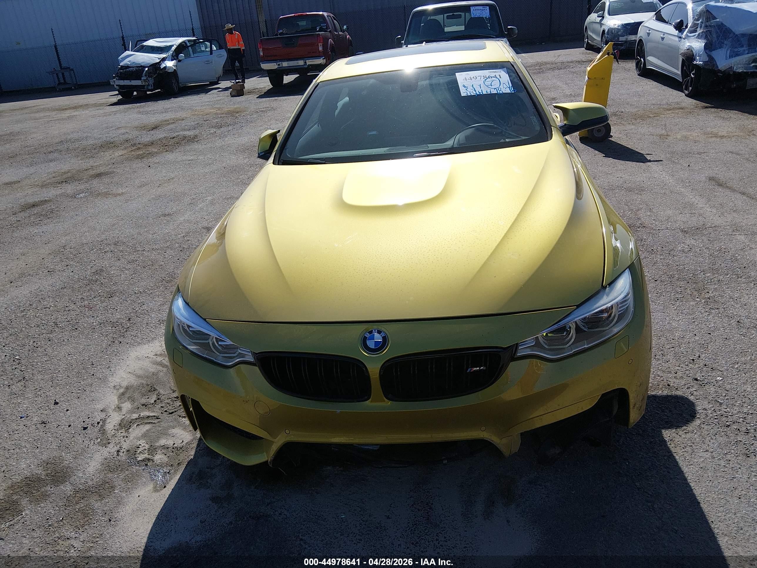 2015 Bmw M4 Green vin: WBS3R9C59FK331681