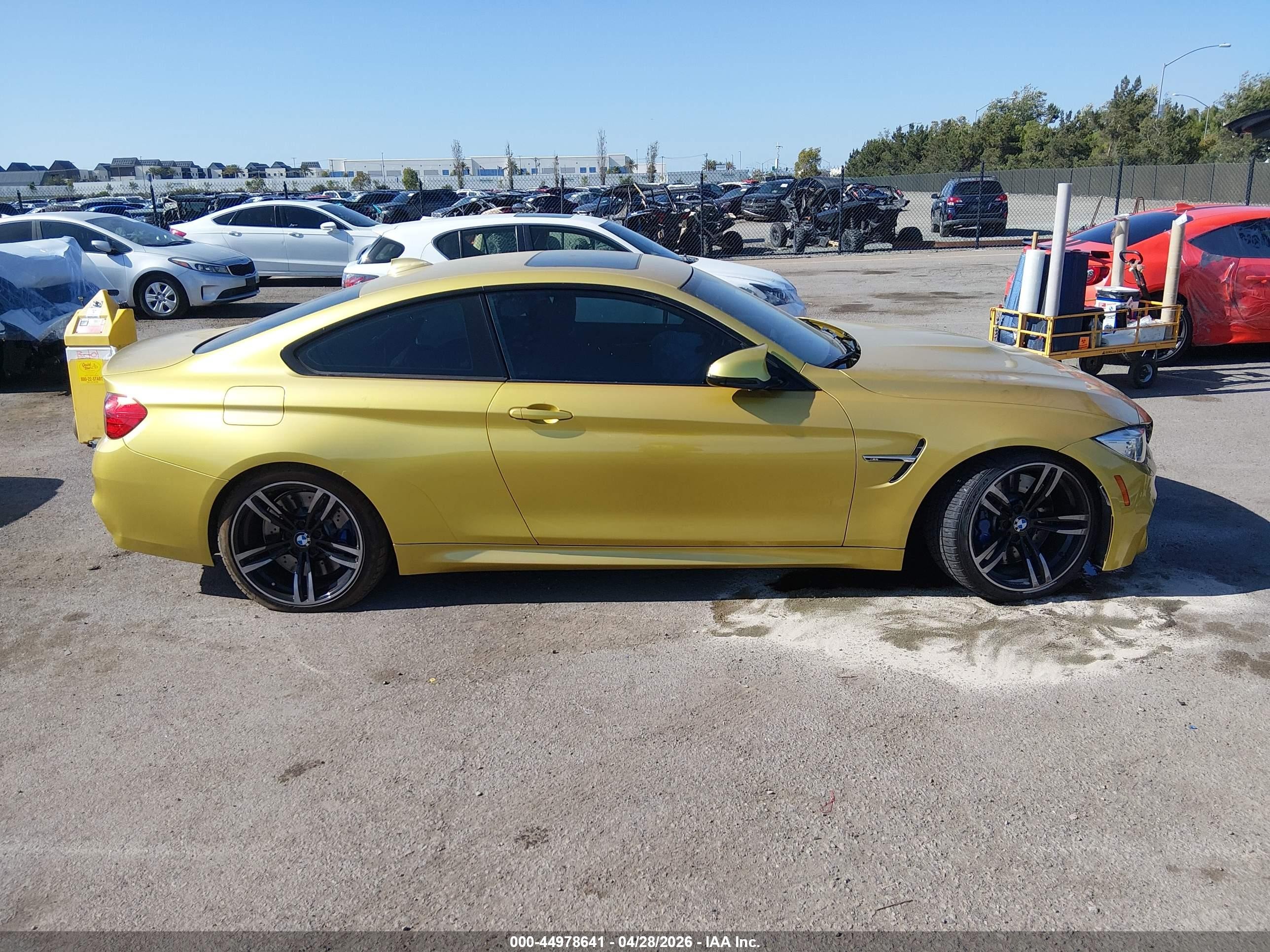 2015 Bmw M4 Green vin: WBS3R9C59FK331681
