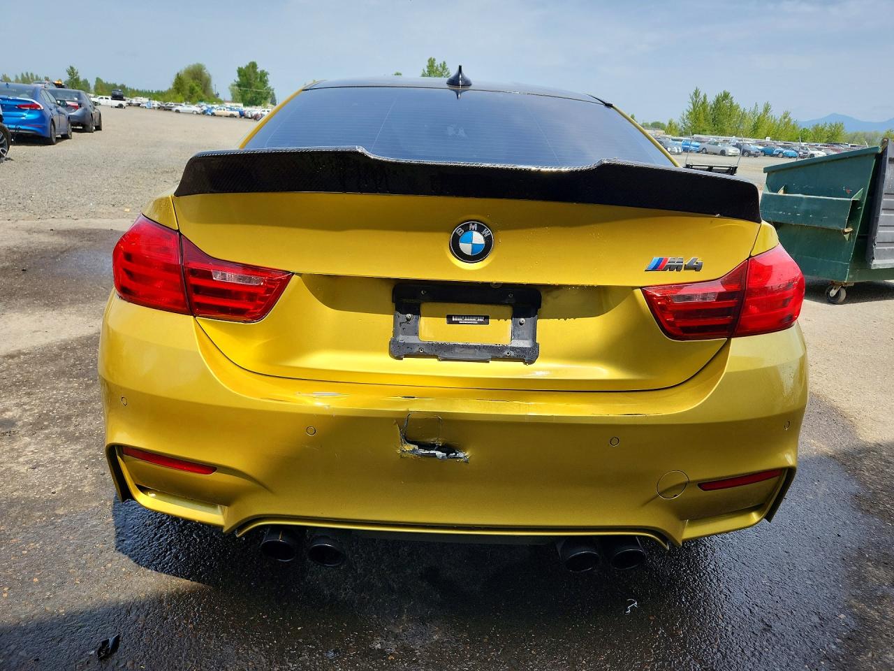 2015 Bmw M4 Competition Gold vin: WBS3R9C59FK332085