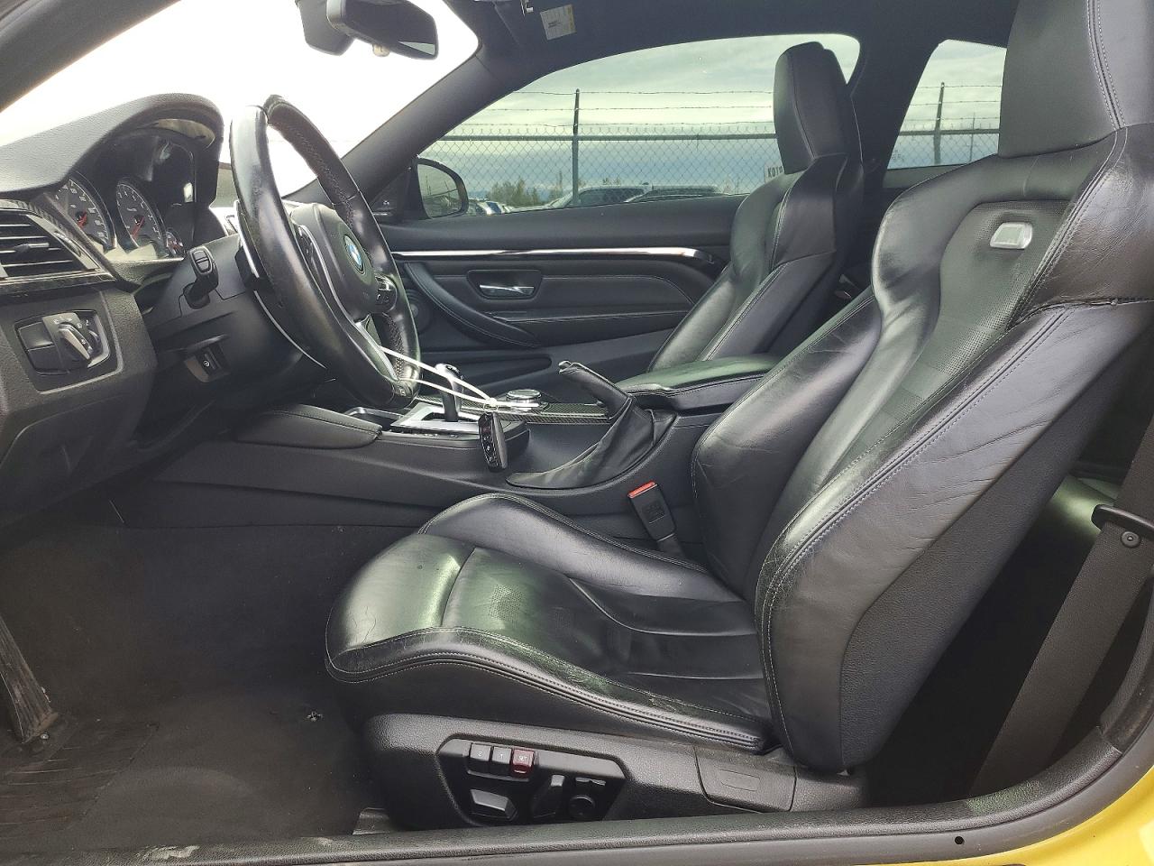 2015 Bmw M4 Competition Gold vin: WBS3R9C59FK332085