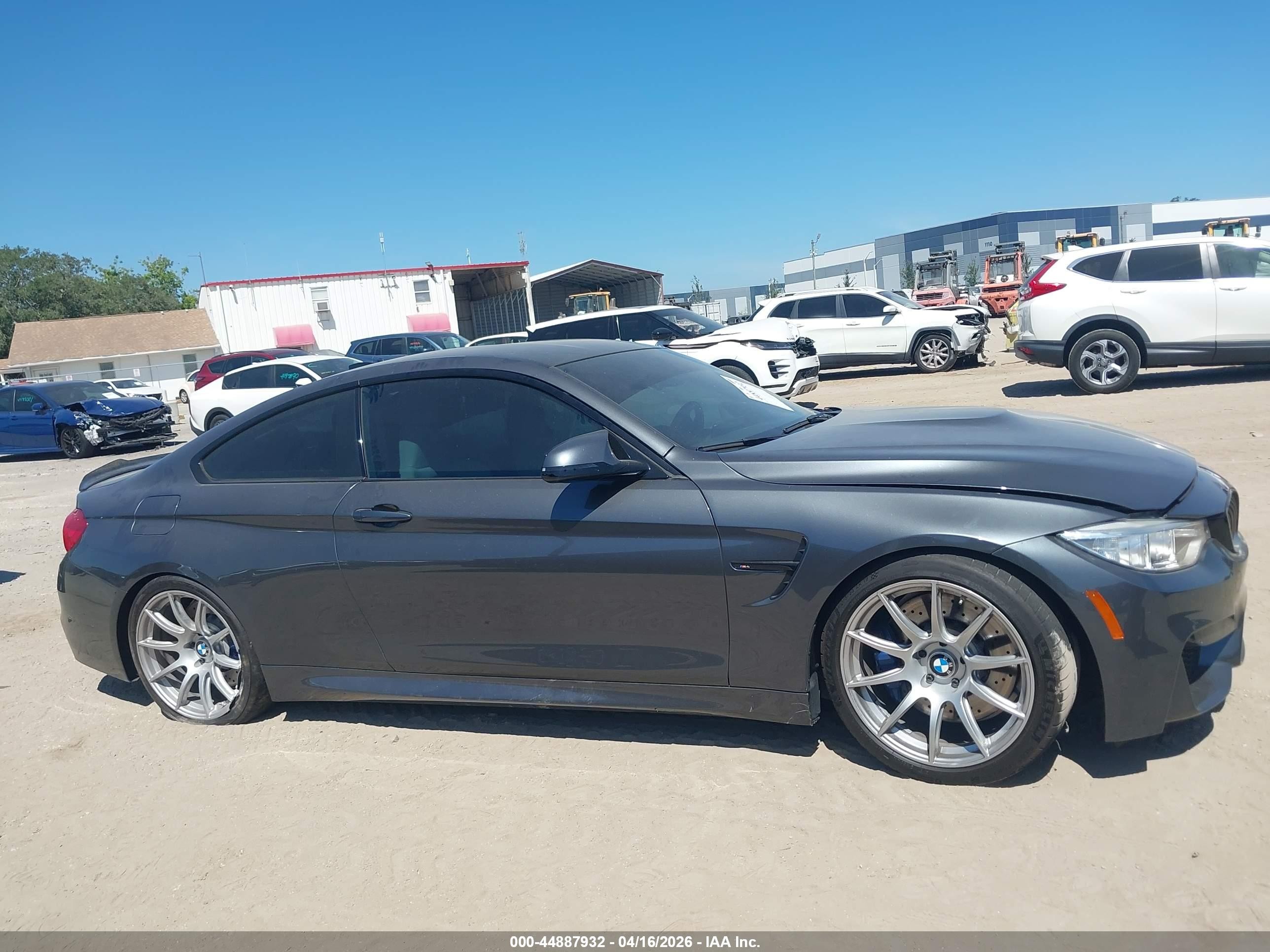 2015 Bmw M4   Gray vin: WBS3R9C59FK332457