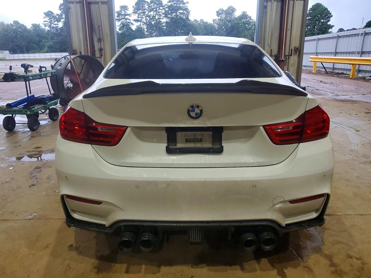 2015 Bmw M4 Белый vin: WBS3R9C59FK333169