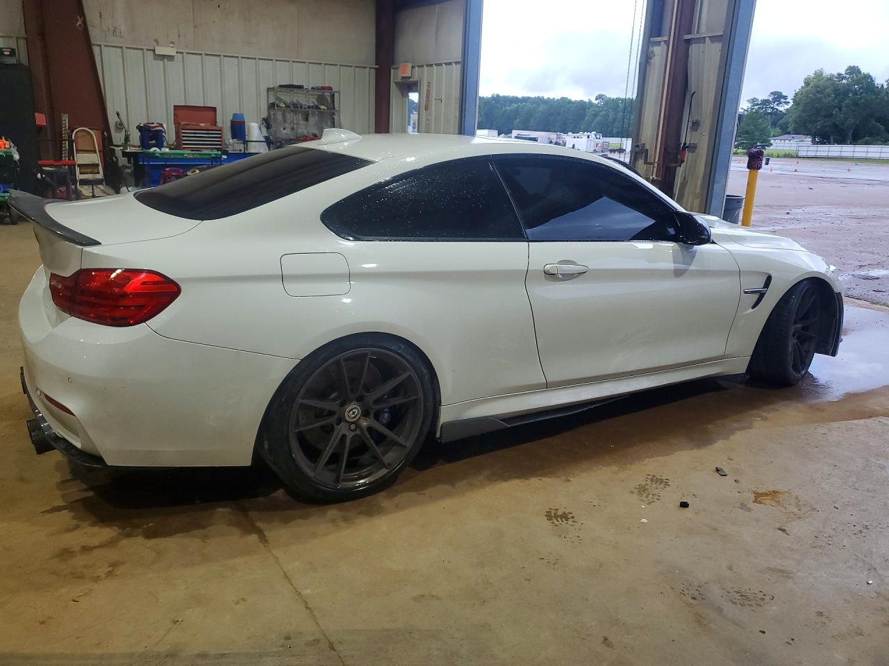 2015 Bmw M4 Белый vin: WBS3R9C59FK333169