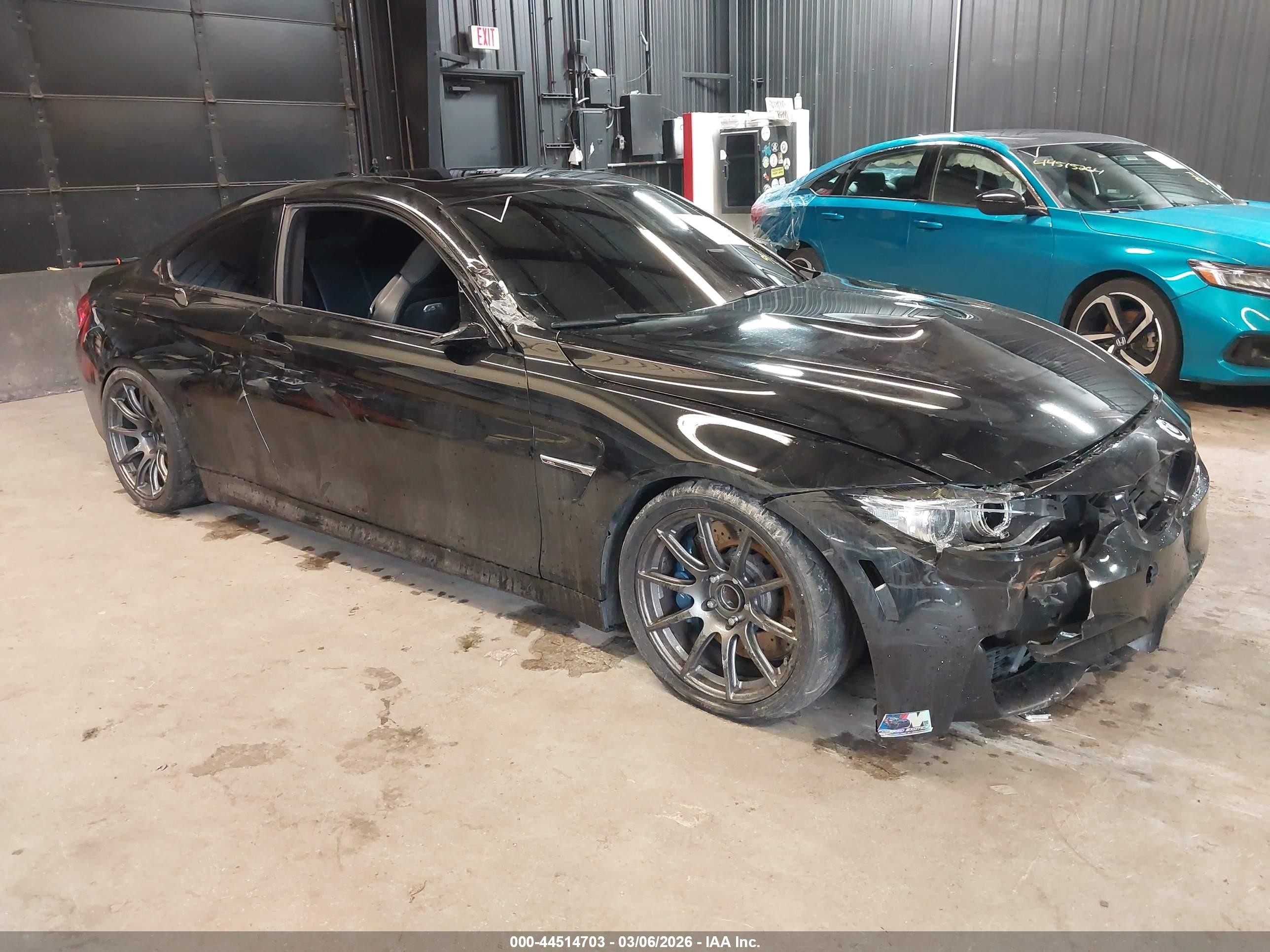 2015 Bmw M4   Black vin: WBS3R9C5XFK334413