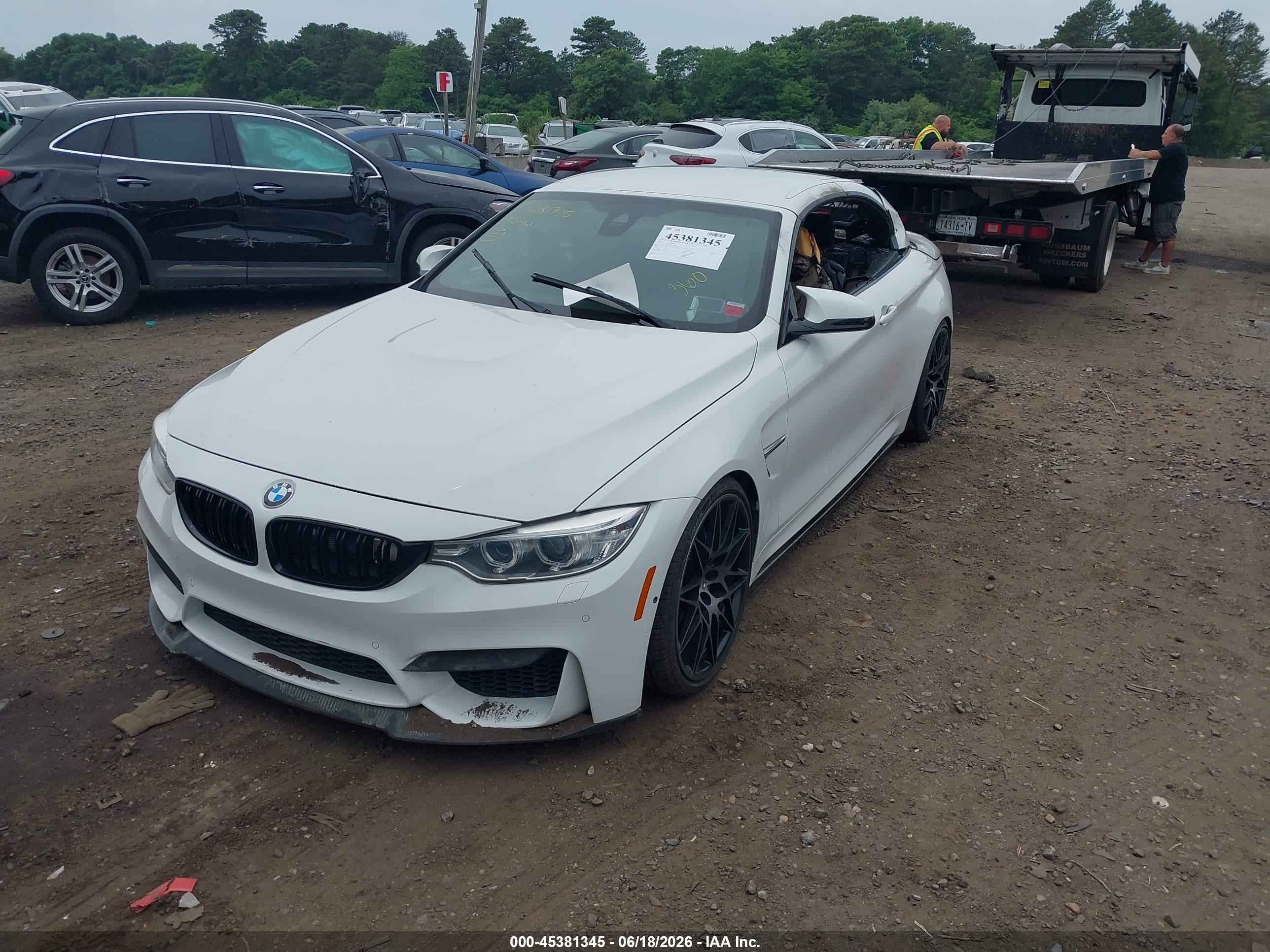 2015 Bmw M4   White vin: WBS3U9C52FP968218