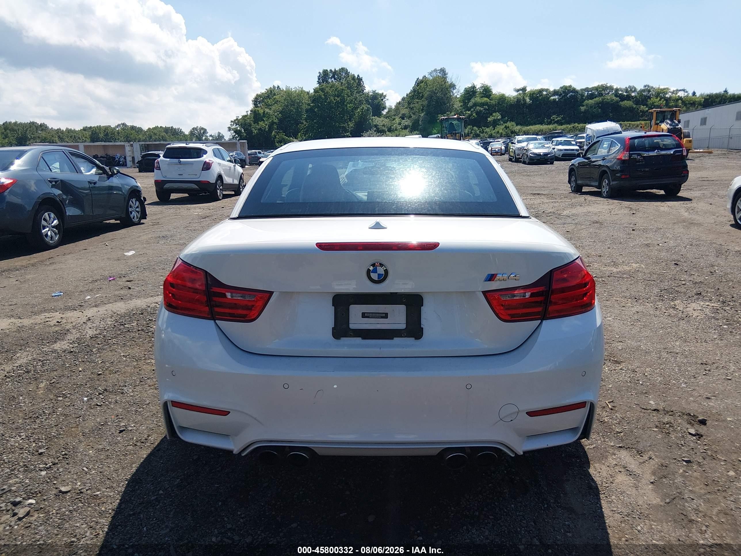 2015 Bmw M4   White vin: WBS3U9C58FP967896