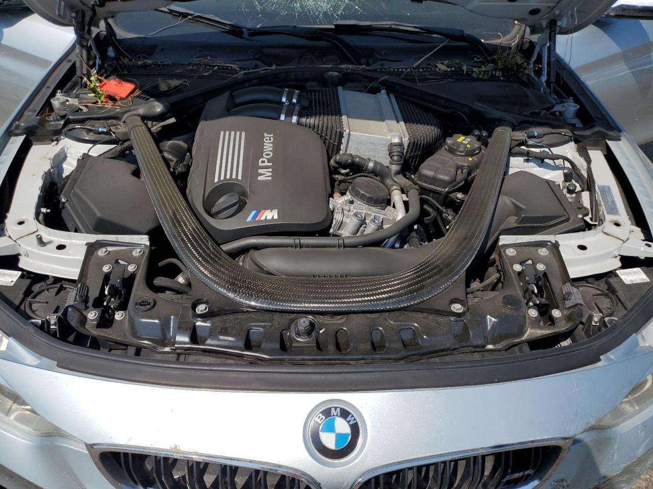 2015 Bmw M4 Silver vin: WBS3U9C59FP968152