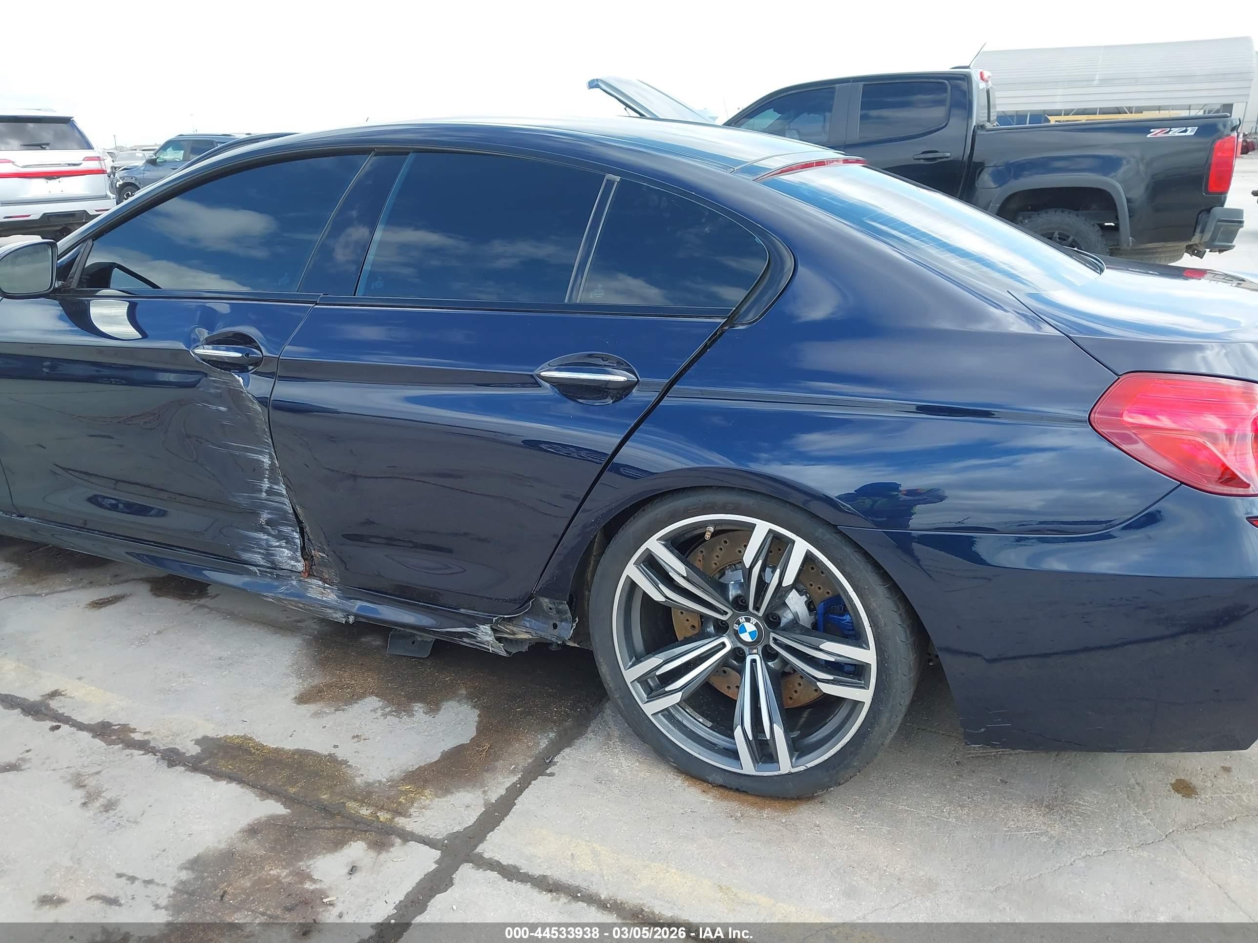 2014 Bmw M6 Gran Coupe   Dark Blue vin: WBS6C9C59ED467374