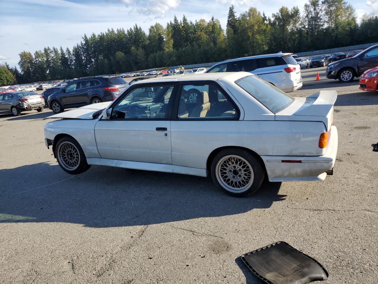 1988 Bmw M3 White vin: WBSAK0307J2197936