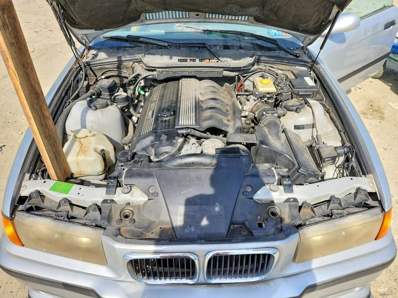 1998 Bmw M3 Automatic Silver vin: WBSBK0330WEC39449