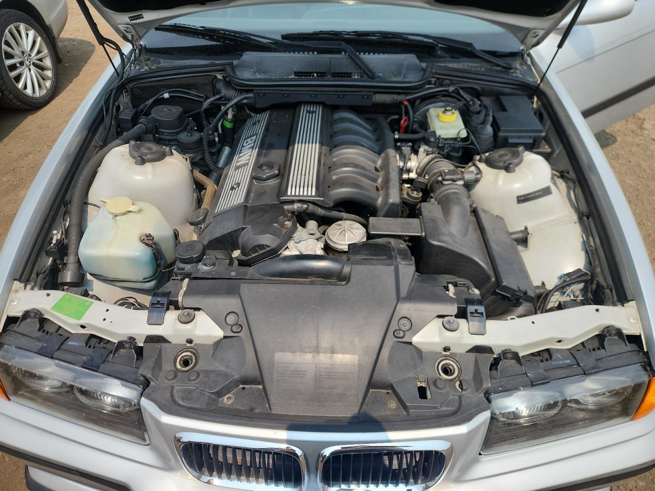1998 Bmw M3 Silver vin: WBSBK9337WEC42059