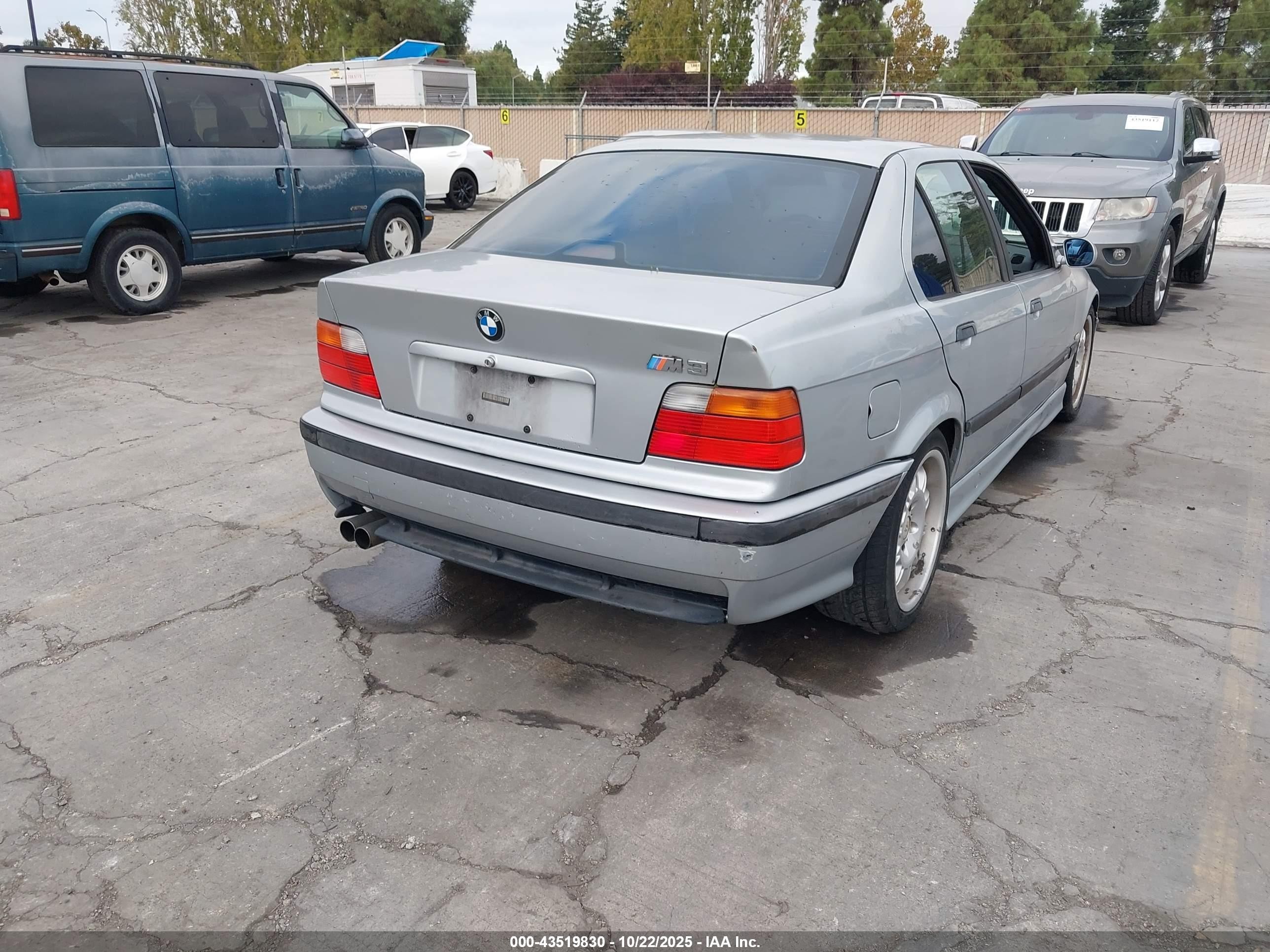 1997 Bmw M3   Silver vin: WBSCD0320VEE12455