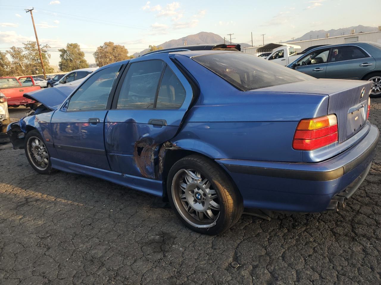 1998 Bmw M3 Automatic Blue vin: WBSCD0322WEE14029