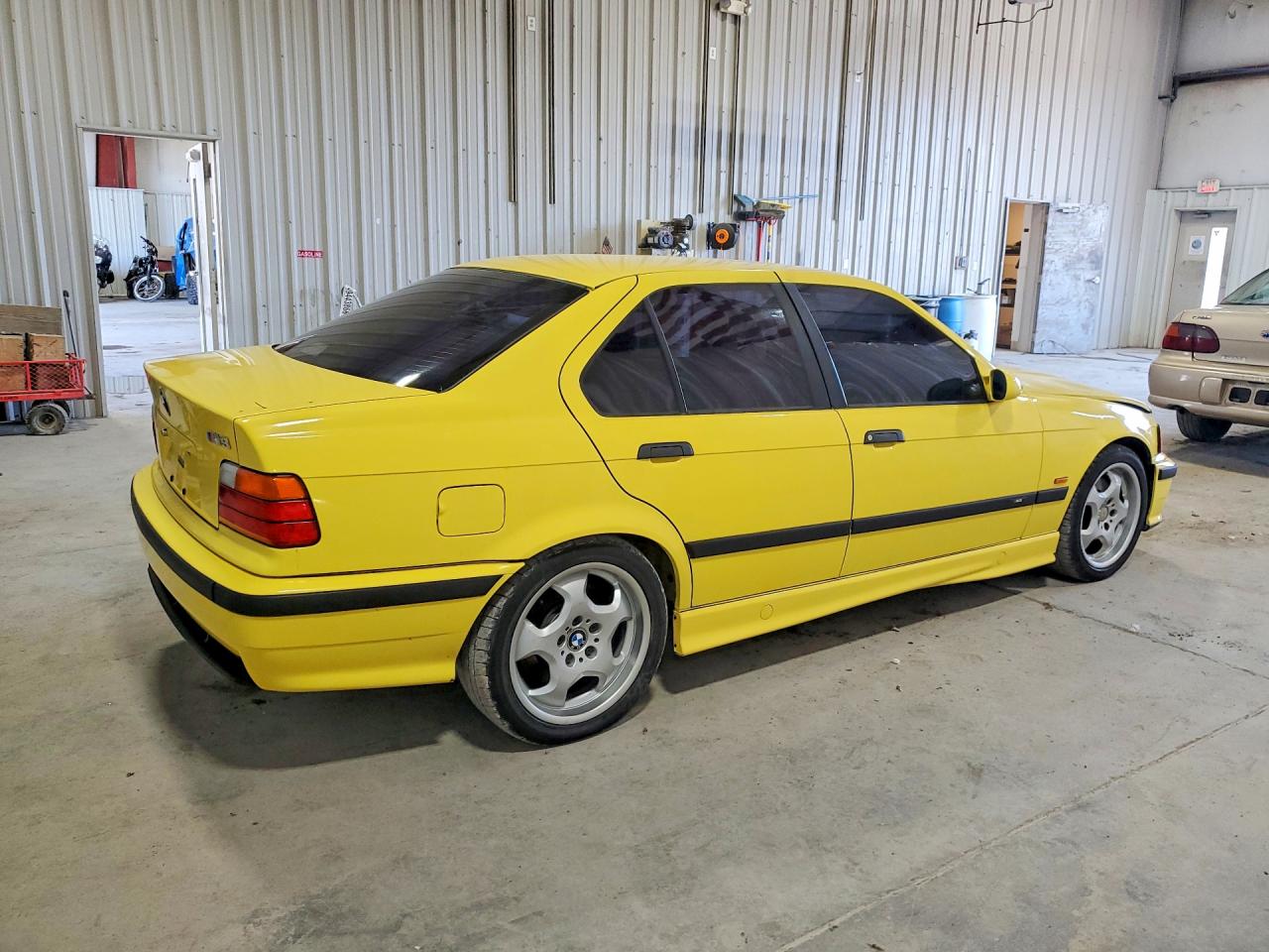 1998 Bmw M3 Automatic Yellow vin: WBSCD0324WEE14033