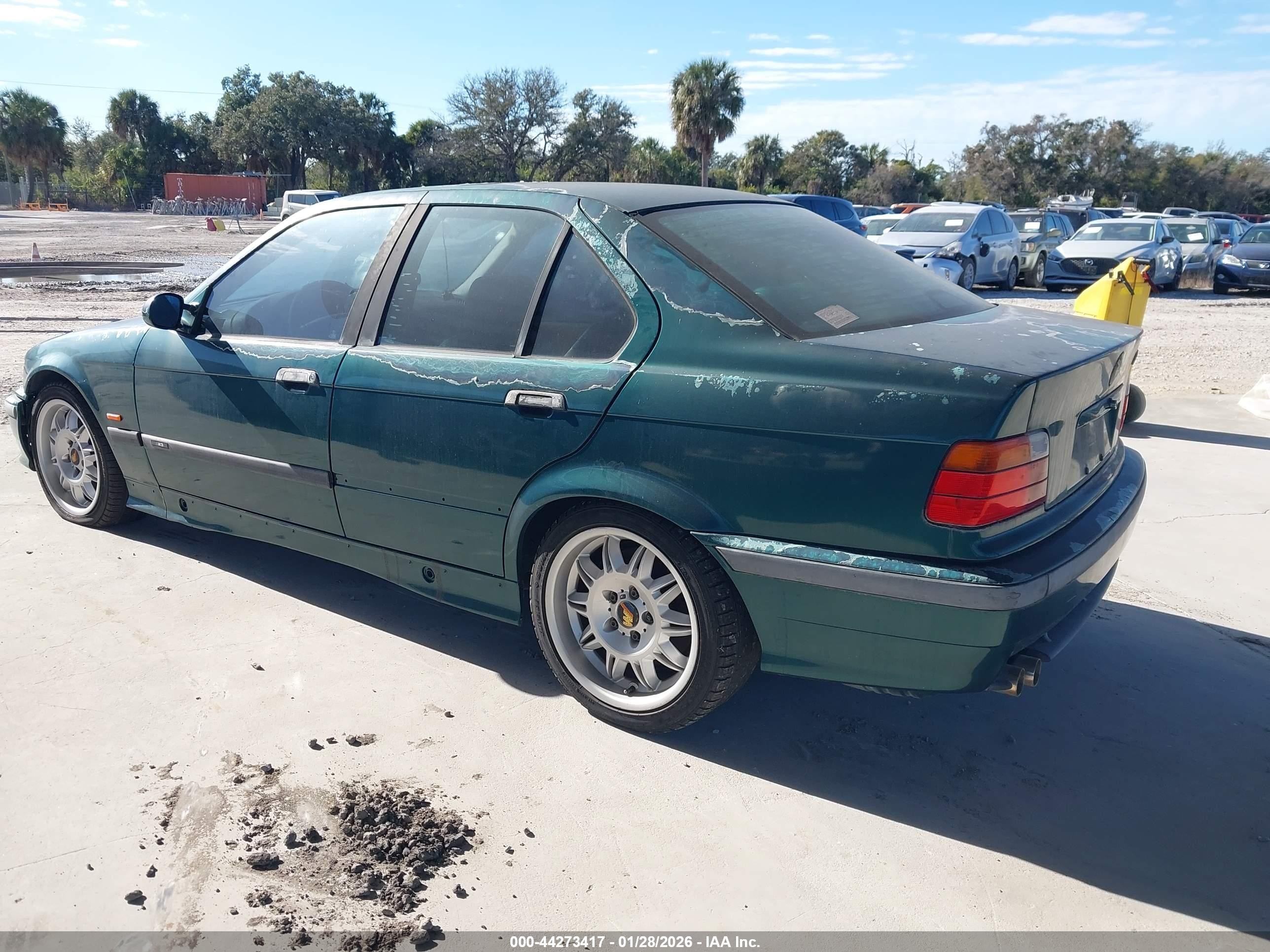 1997 Bmw M3   Зеленый vin: WBSCD0329VEE11417